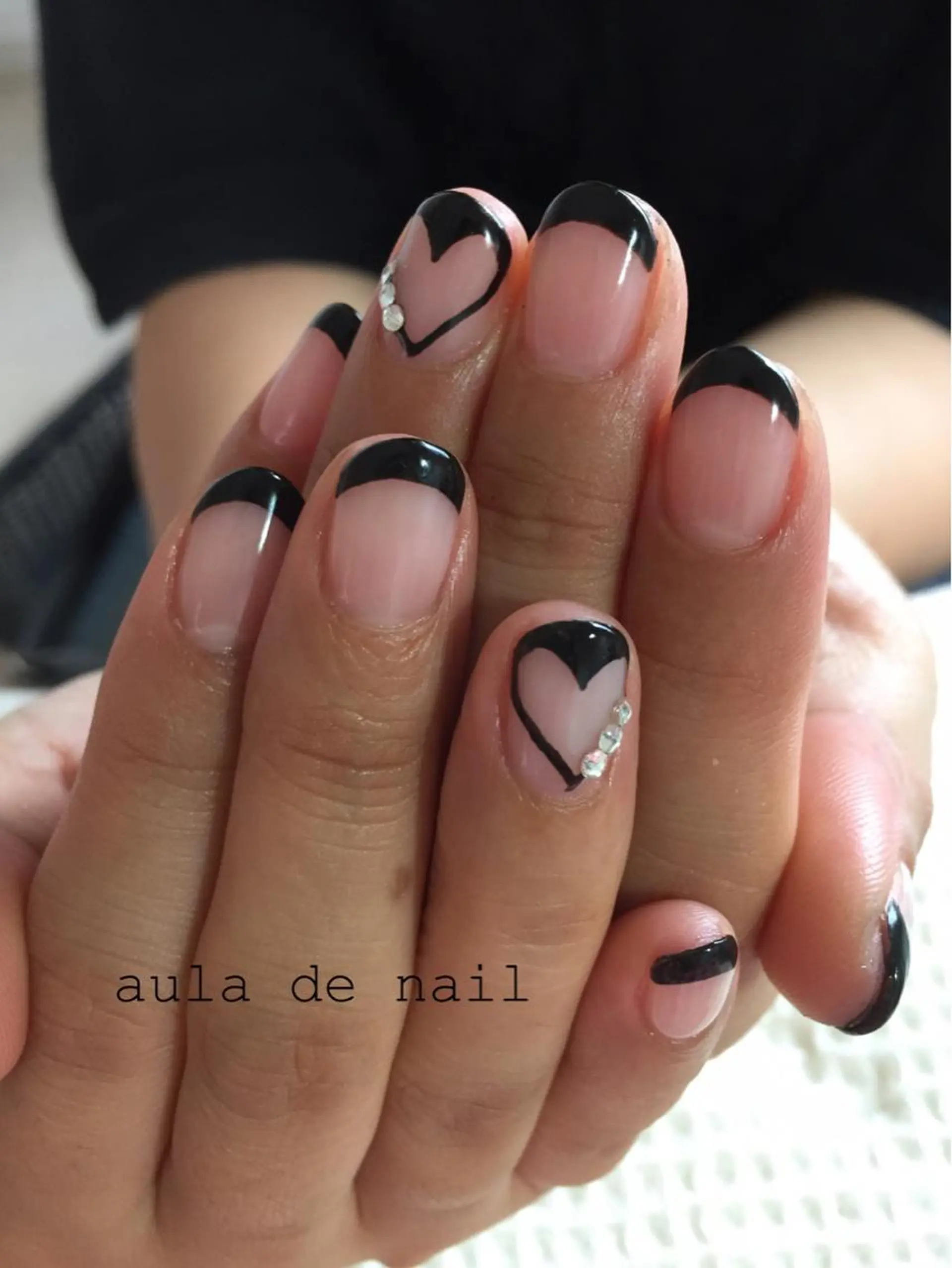 ネイル フレンチネイル ハート auladenail アウラデネイルのネイルデザイン