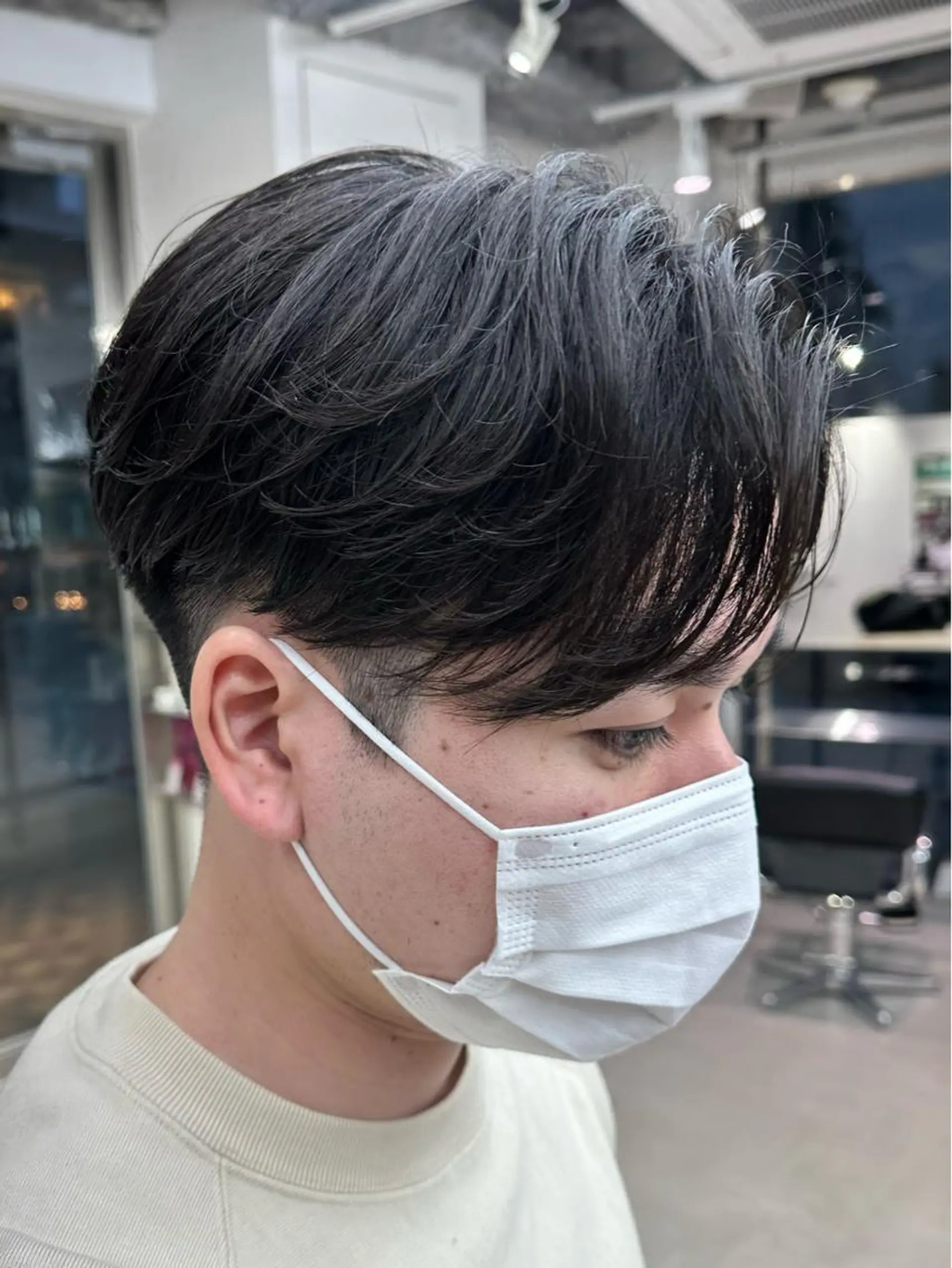 ミディアム パーマ メンズ ミディアムパーマ マッシュ メンズパーマ ツイストスパイラルパーマ 波巻きパーマ カット パーマ 天神大名メンズパーマ メンズショートのヘアスタイル