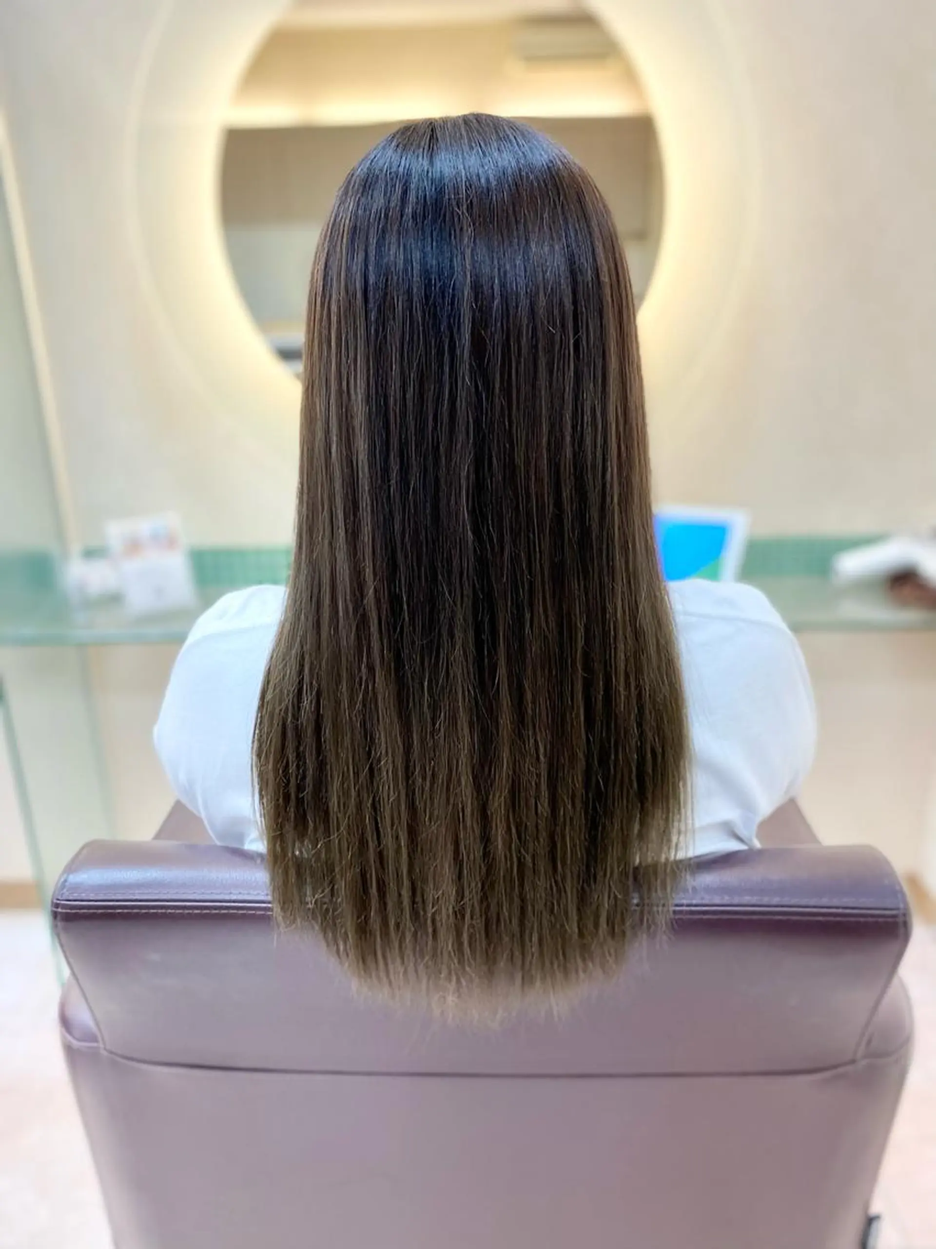 ロング カラー ダークグレー ダークグレージュ グレージュ パープルカラー 大越 美鈴のヘアスタイル