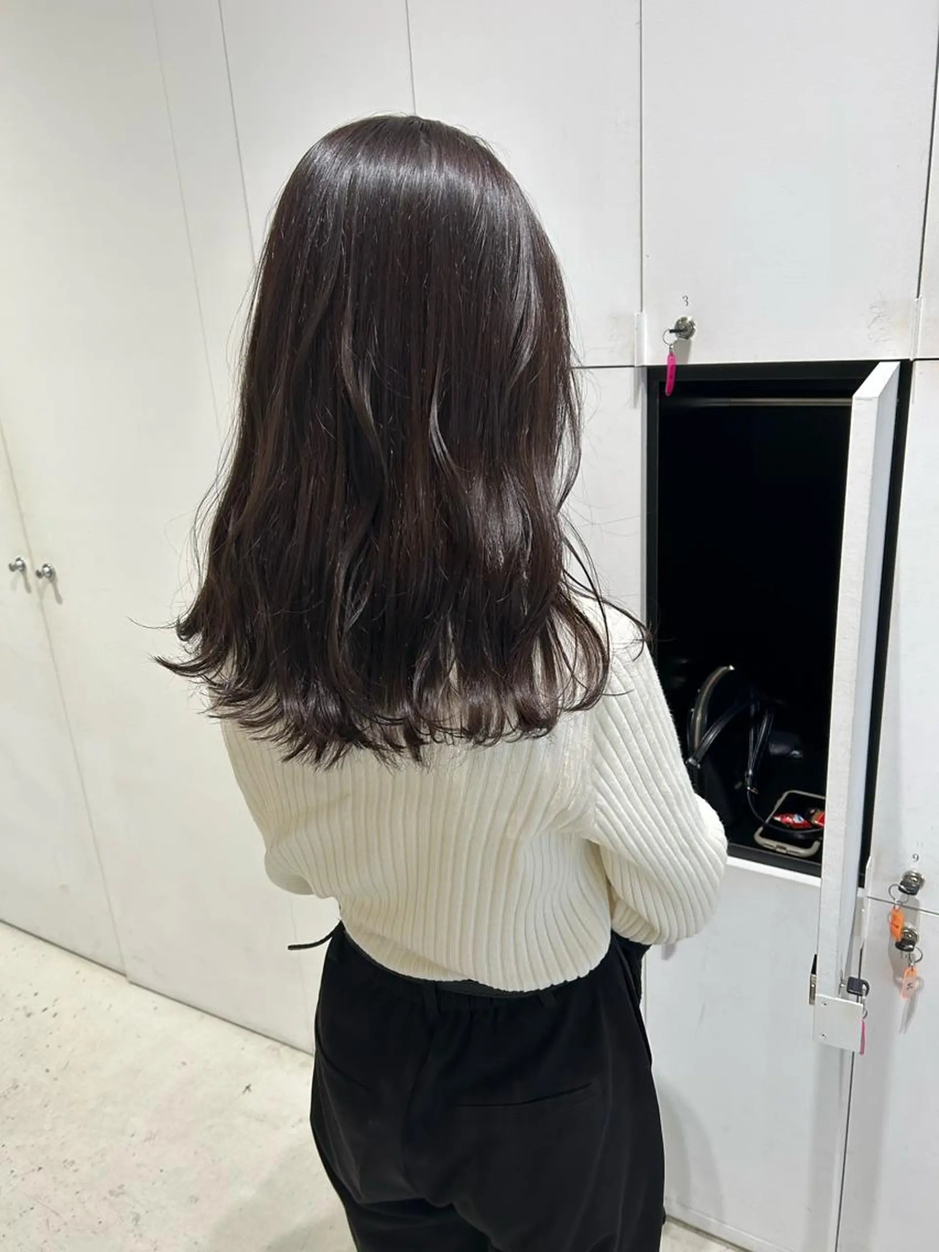 ロング カラー グレージュ ラベンダーカラー ラベンダーグレージュ ラベンダーグレー カット ヘアカラー トリートメント 透明感カラー🫧 nanohaのヘアスタイル