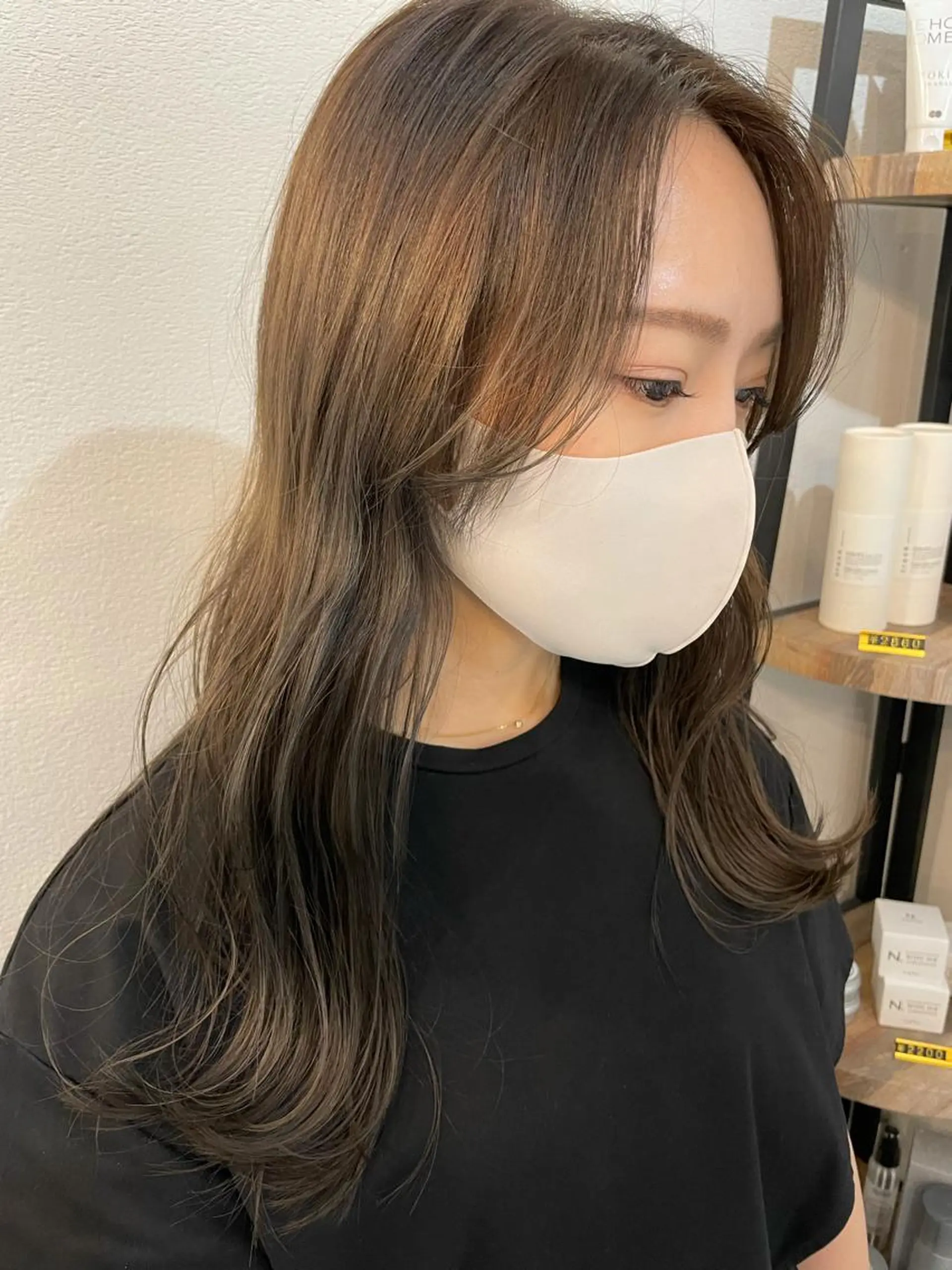 セミロング カラー レイヤー べージュ 白石研太のヘアスタイル