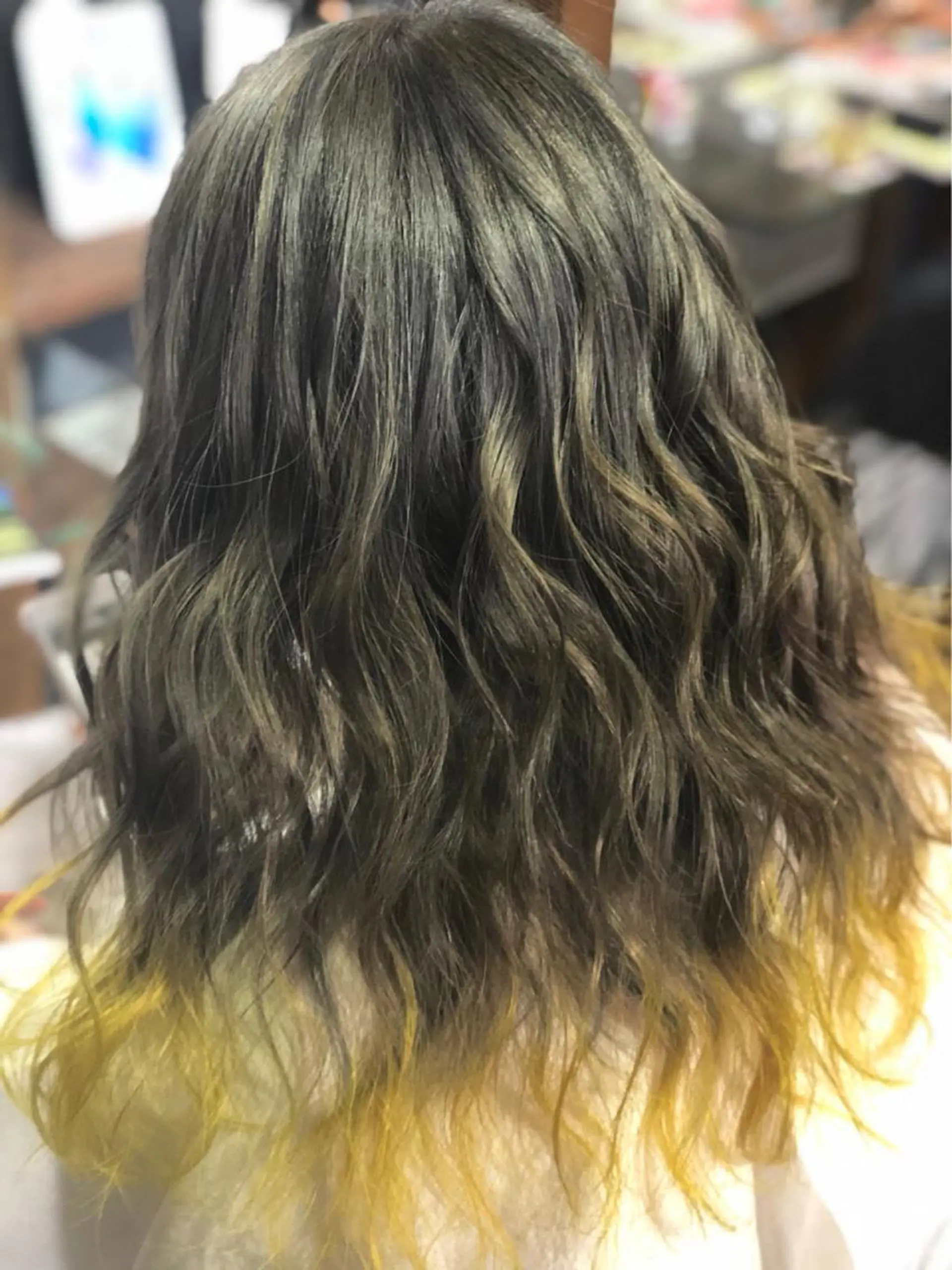 ミディアム 西村 雄二/エクステのヘアスタイル