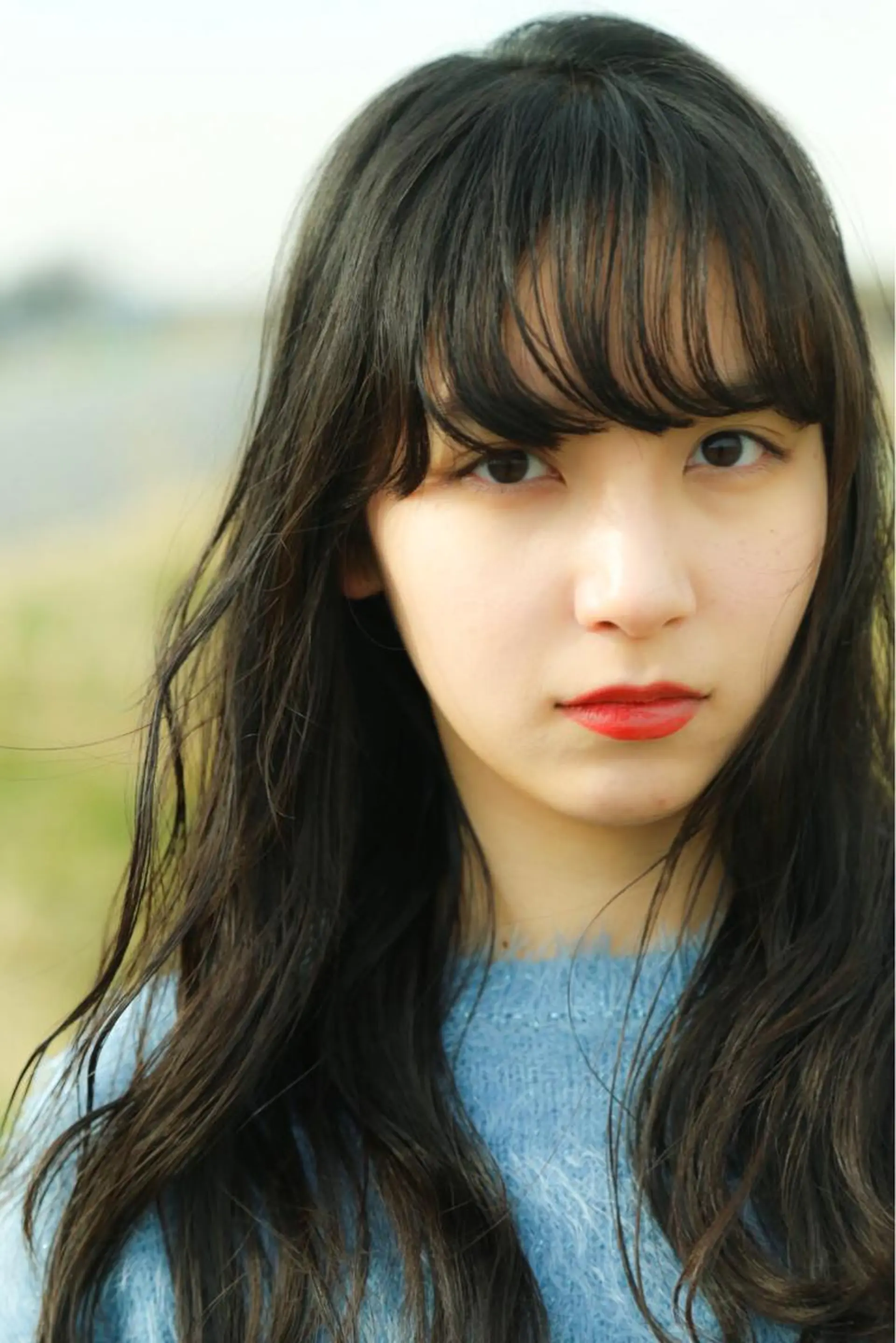 ロング TAI透明カラー 柔らかい縮毛矯正のヘアスタイル