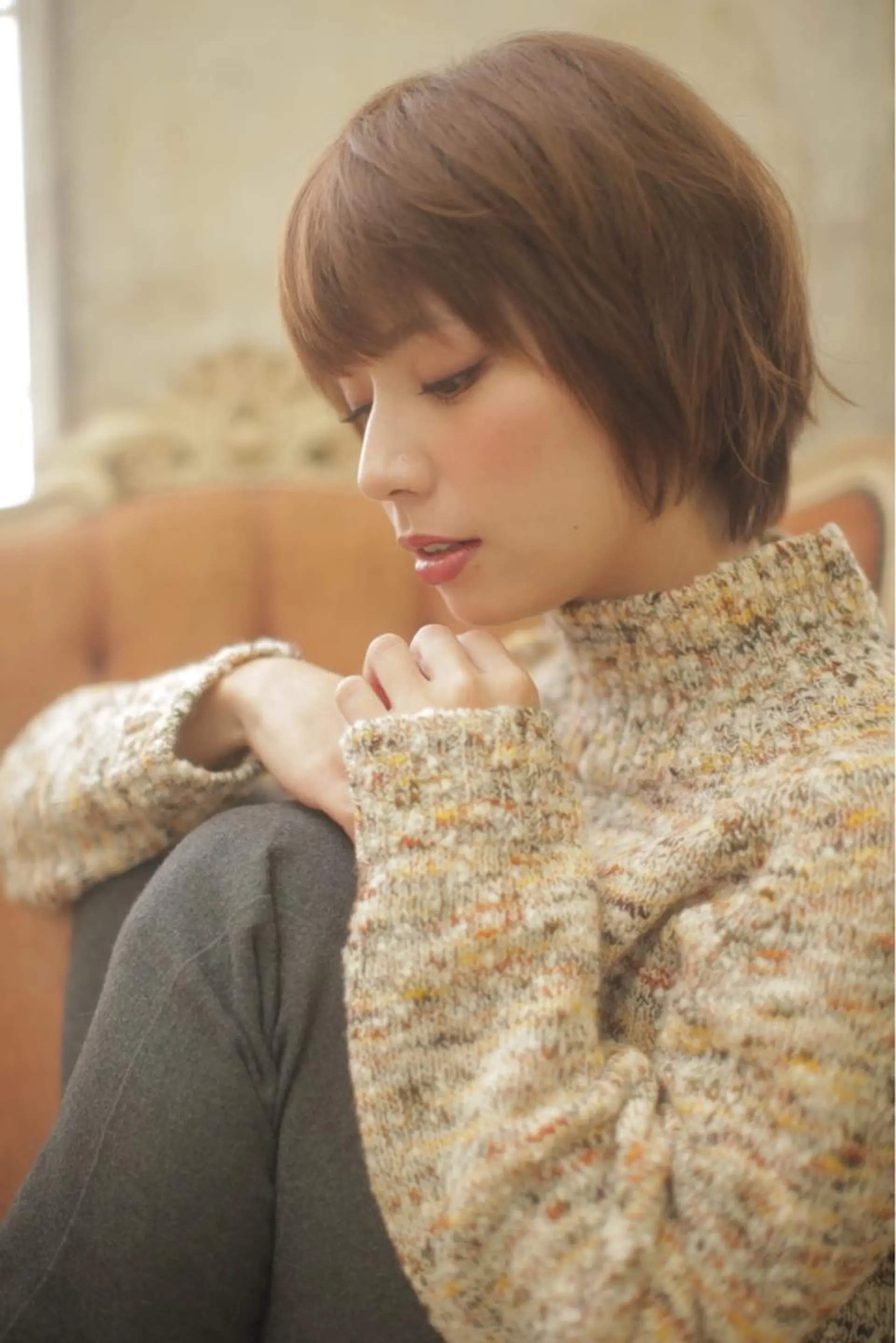 ショート カラー パーマ 黒髪 ボブ 斜めバング 似合わせカット ショートヘア カット ヘアカラー トリートメント エイト ウメダのヘアスタイル