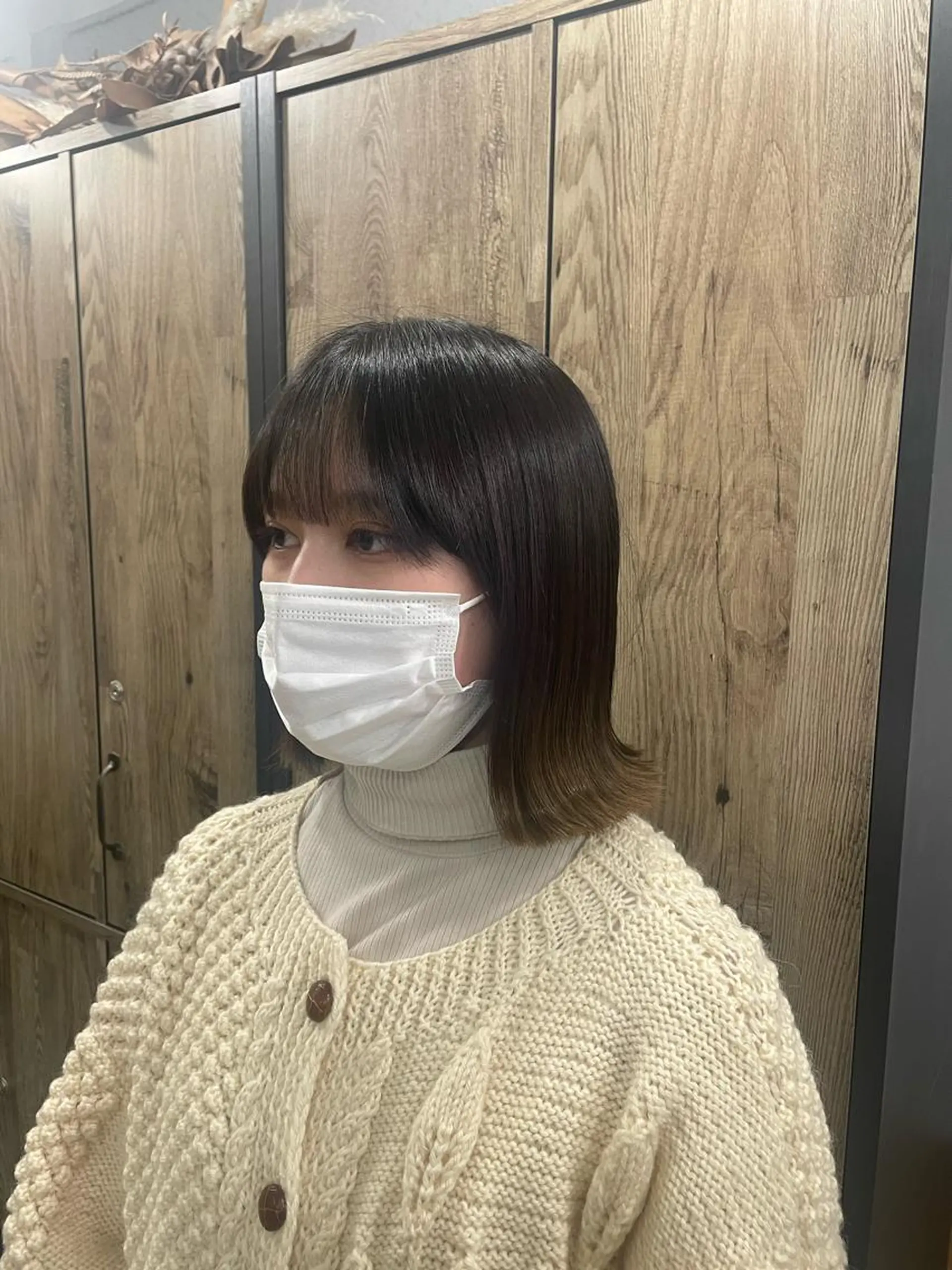 ミディアム カラー ボブ 外ハネヘア yui/ layer cutのヘアスタイル