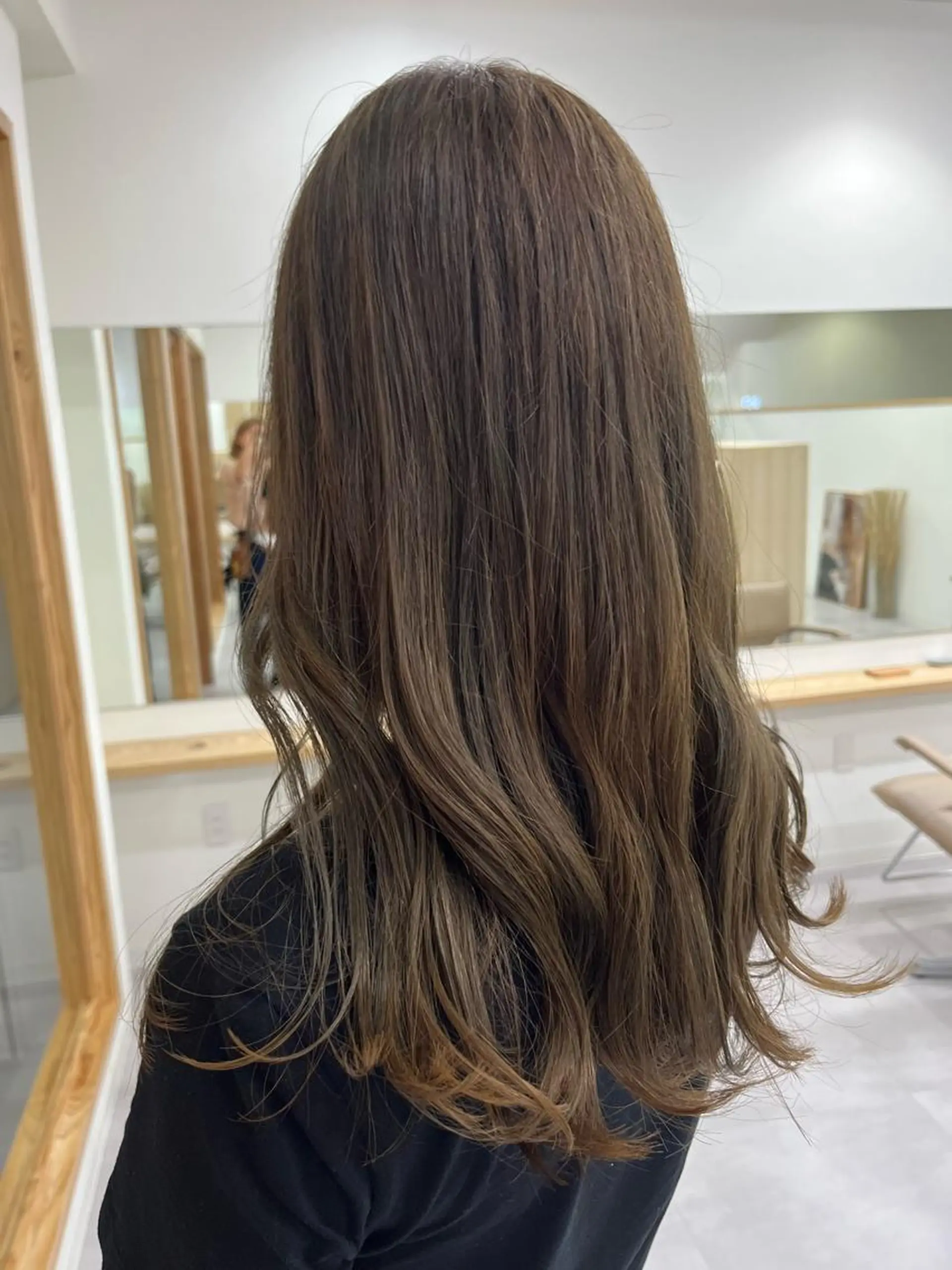 カラー ベージュカラー オリーブベージュ 結婚式お呼ばれヘア セット🌼Tommyのヘアスタイル