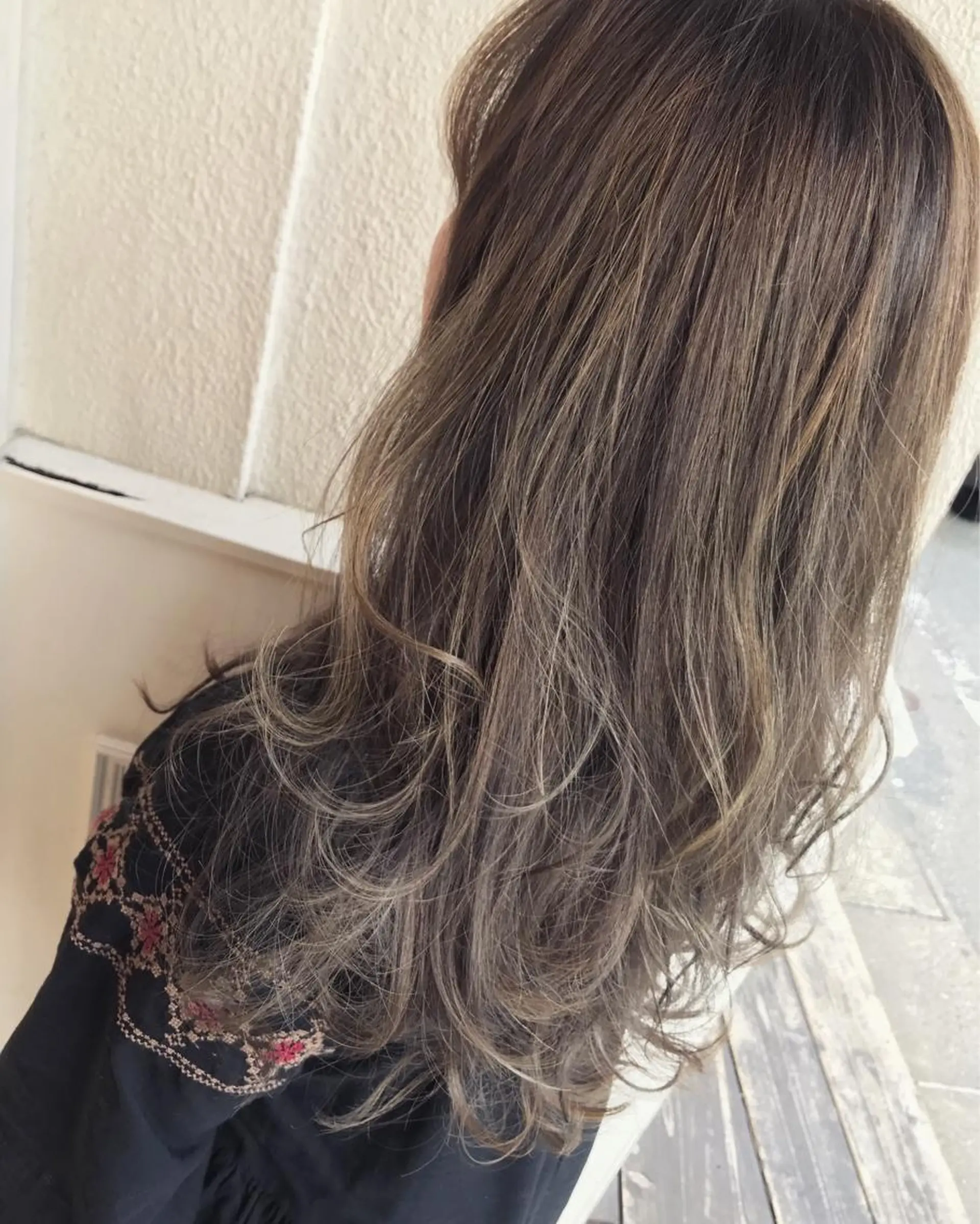 ロング ハイライト Musiiik hairのヘアスタイル