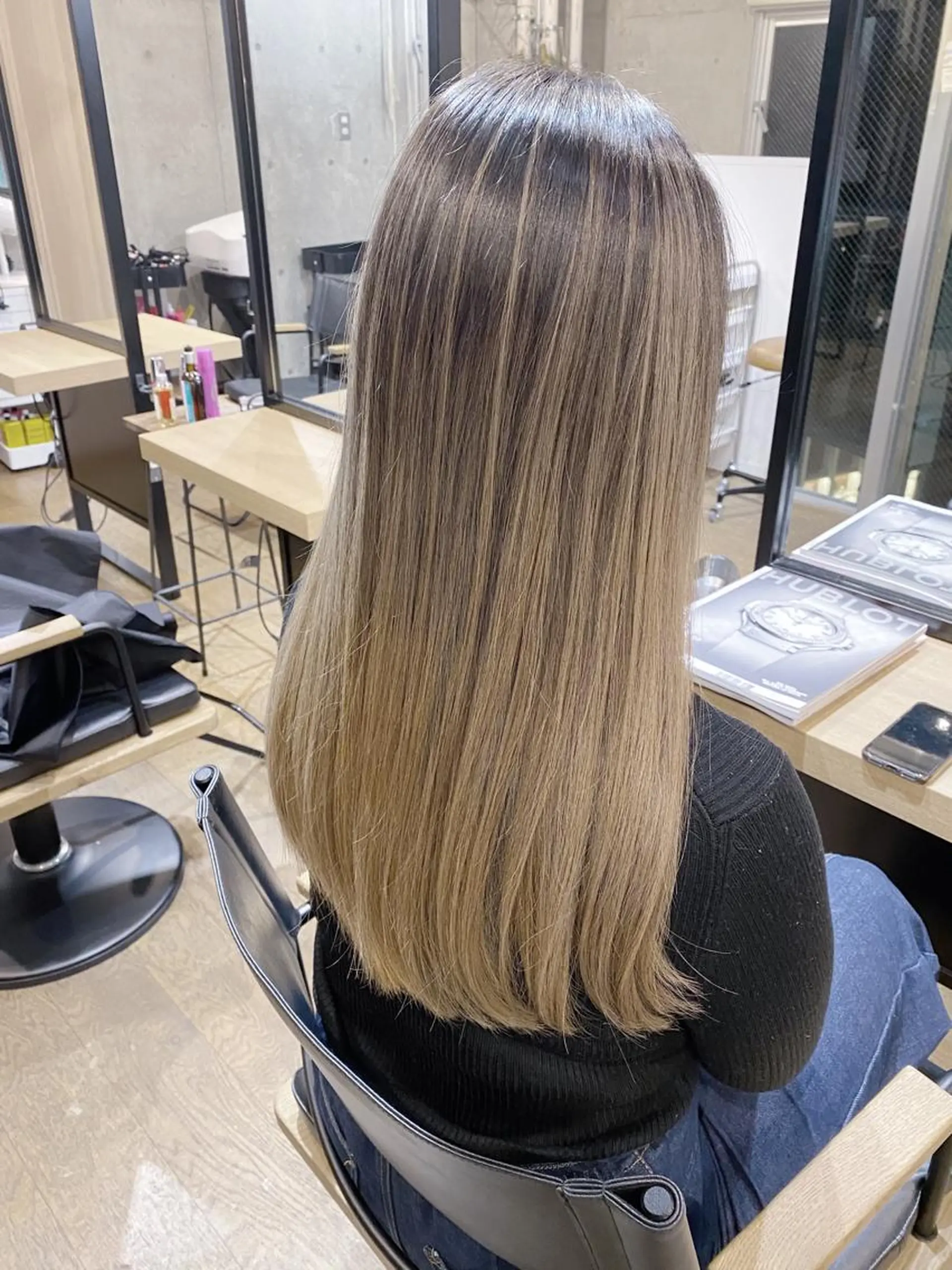 カラー ヘアアレンジ アディクシーカラー アッシュ アッシュブラック アッシュブラウン アッシュグレー ヘアカラー ✨ハイクオリティ✨ 山本香也のヘアスタイル