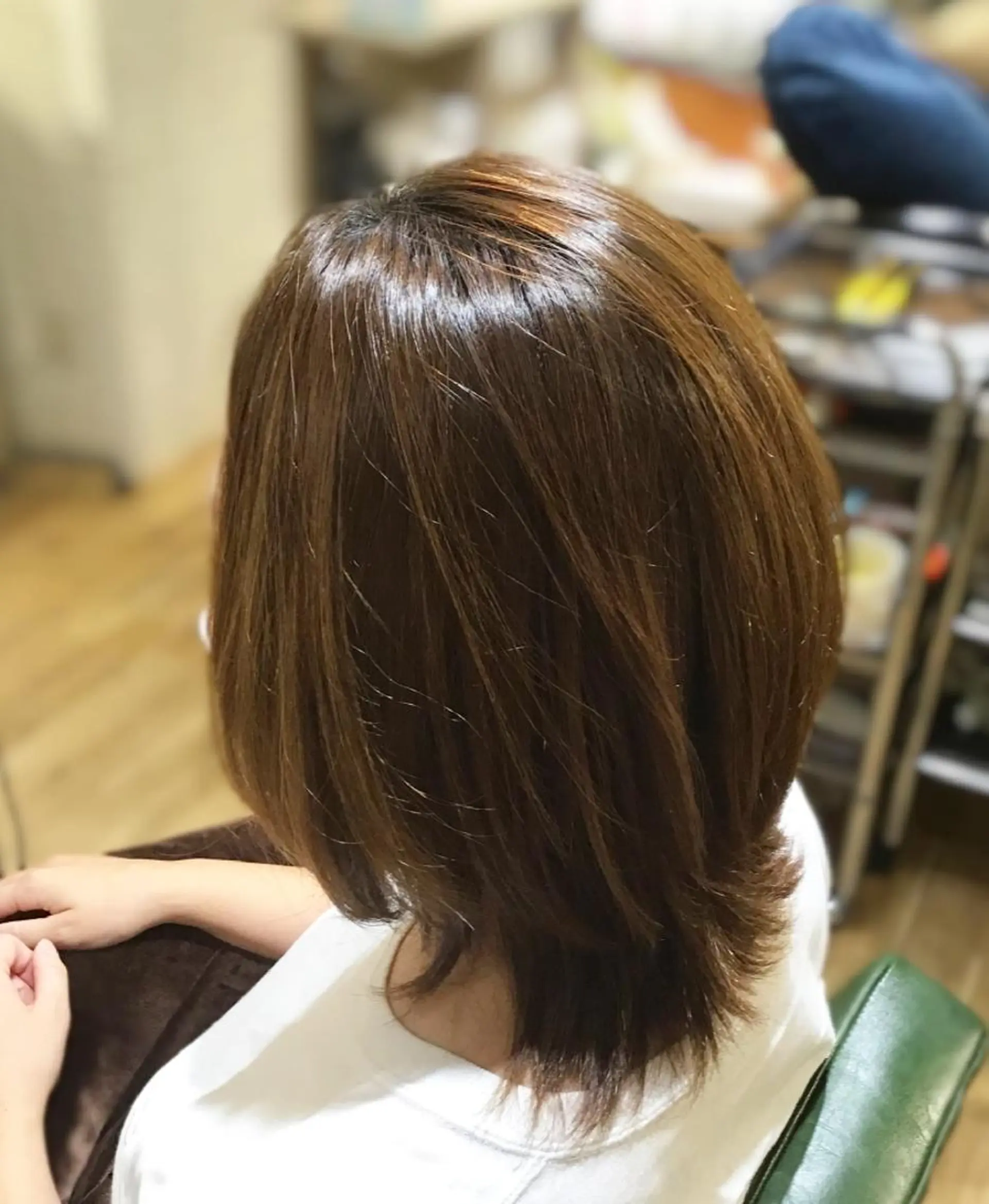 ミディアム カラー くびれヘア 外ハネヘア ヘアカラー 🌜LaLa🦎   ジパング🌛のヘアスタイル