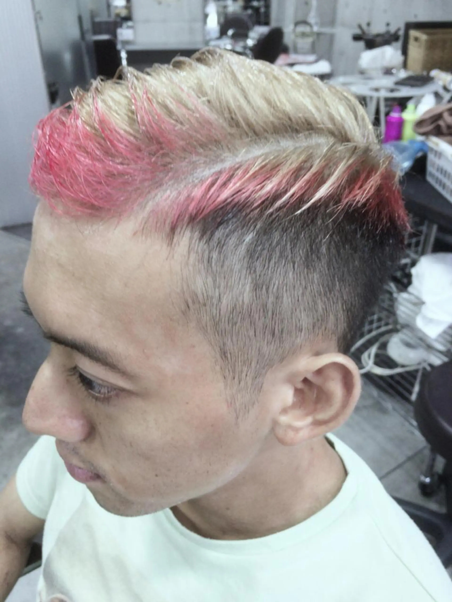 ショート カラー メンズ 刈り上げ ショートヘア SUNNY GRACEのヘアスタイル