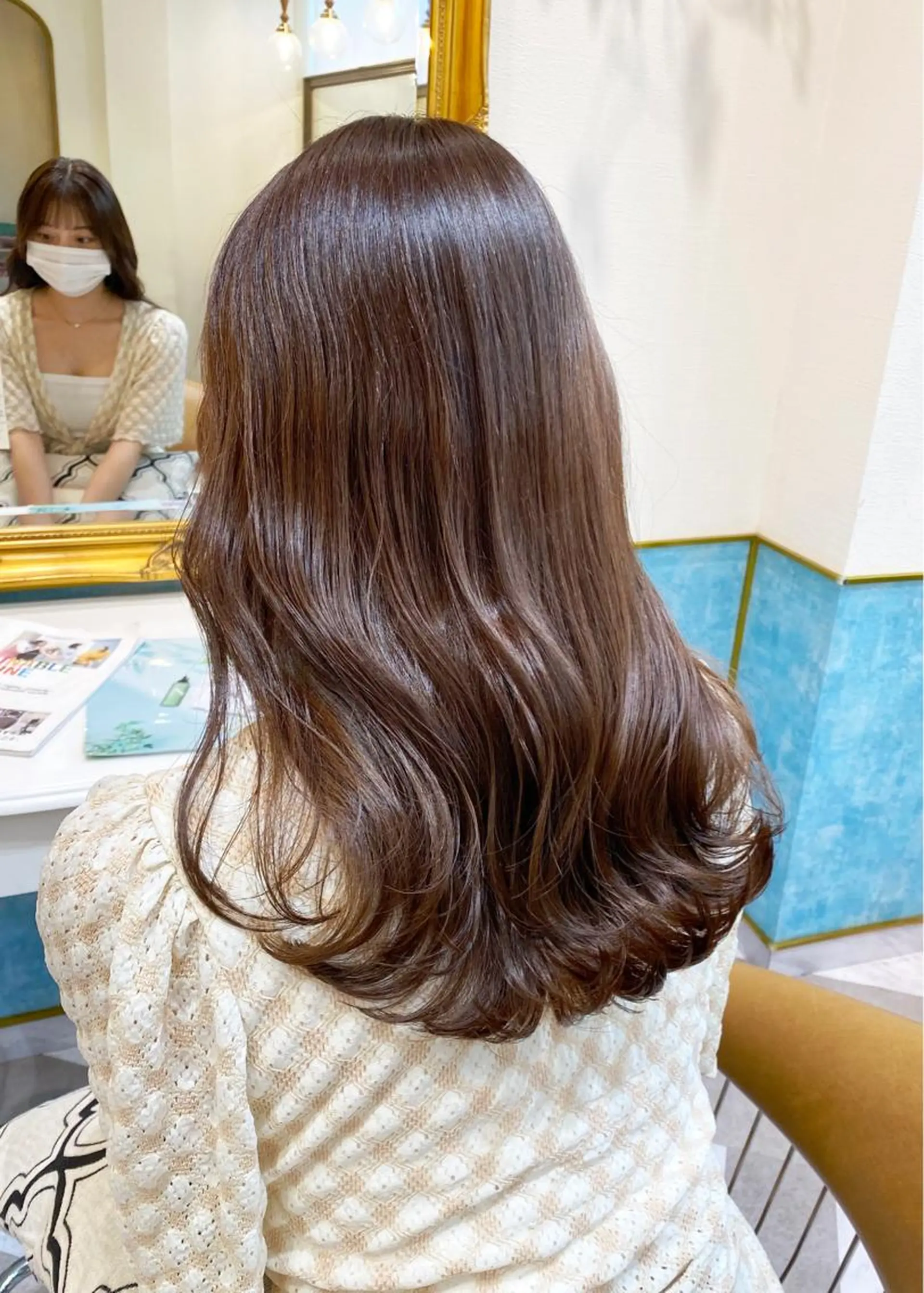 ミディアム カット ヘアカラー トリートメント レイヤーカット /透明感カラー西田のヘアスタイル