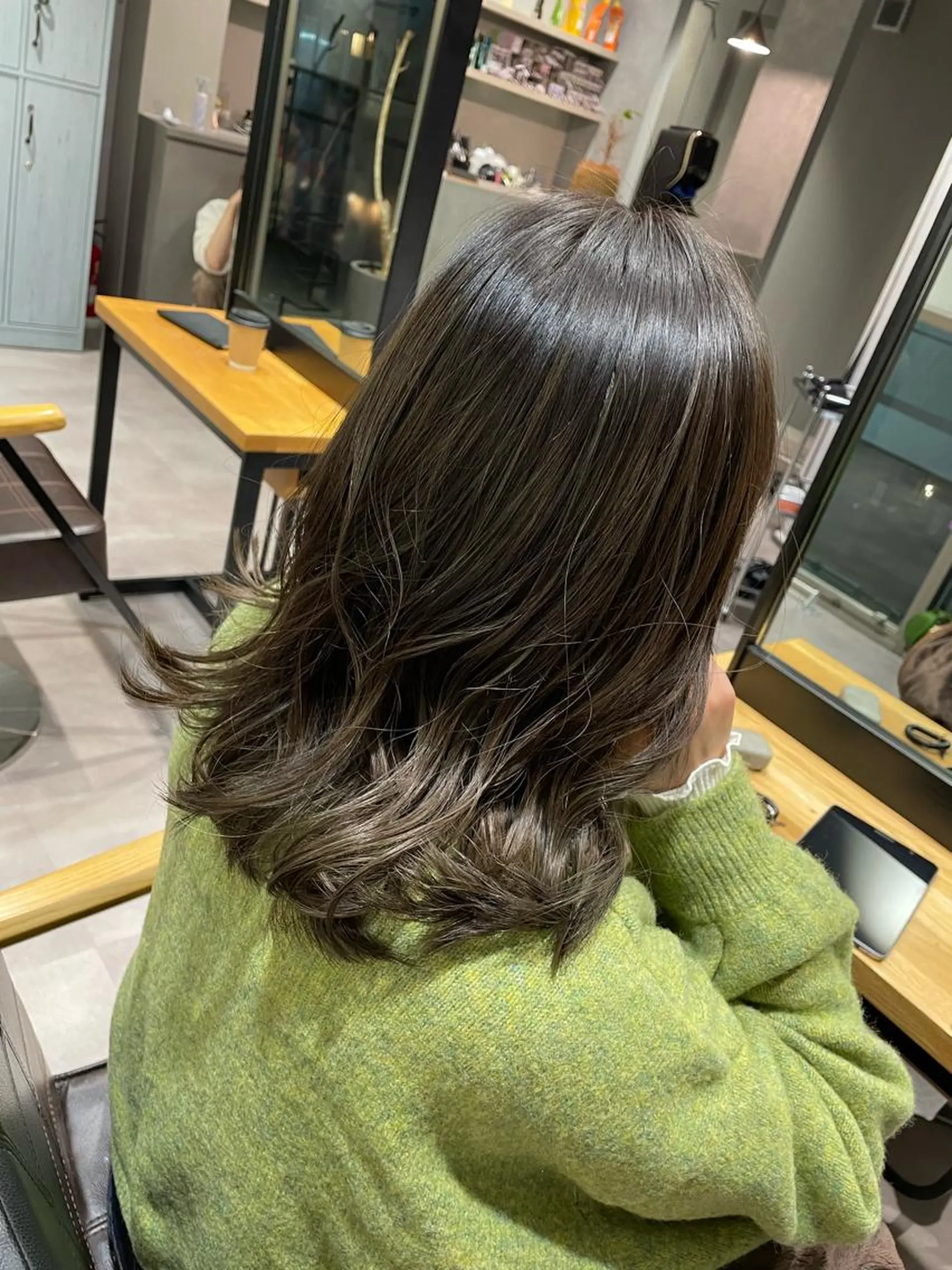 セミロング カラー バレイヤージュ ブロンド 透明感カラー デザインカラー グラデーションカラー 韓国風/オシャレ /縮毛矯正/滝口琴未のヘアスタイル