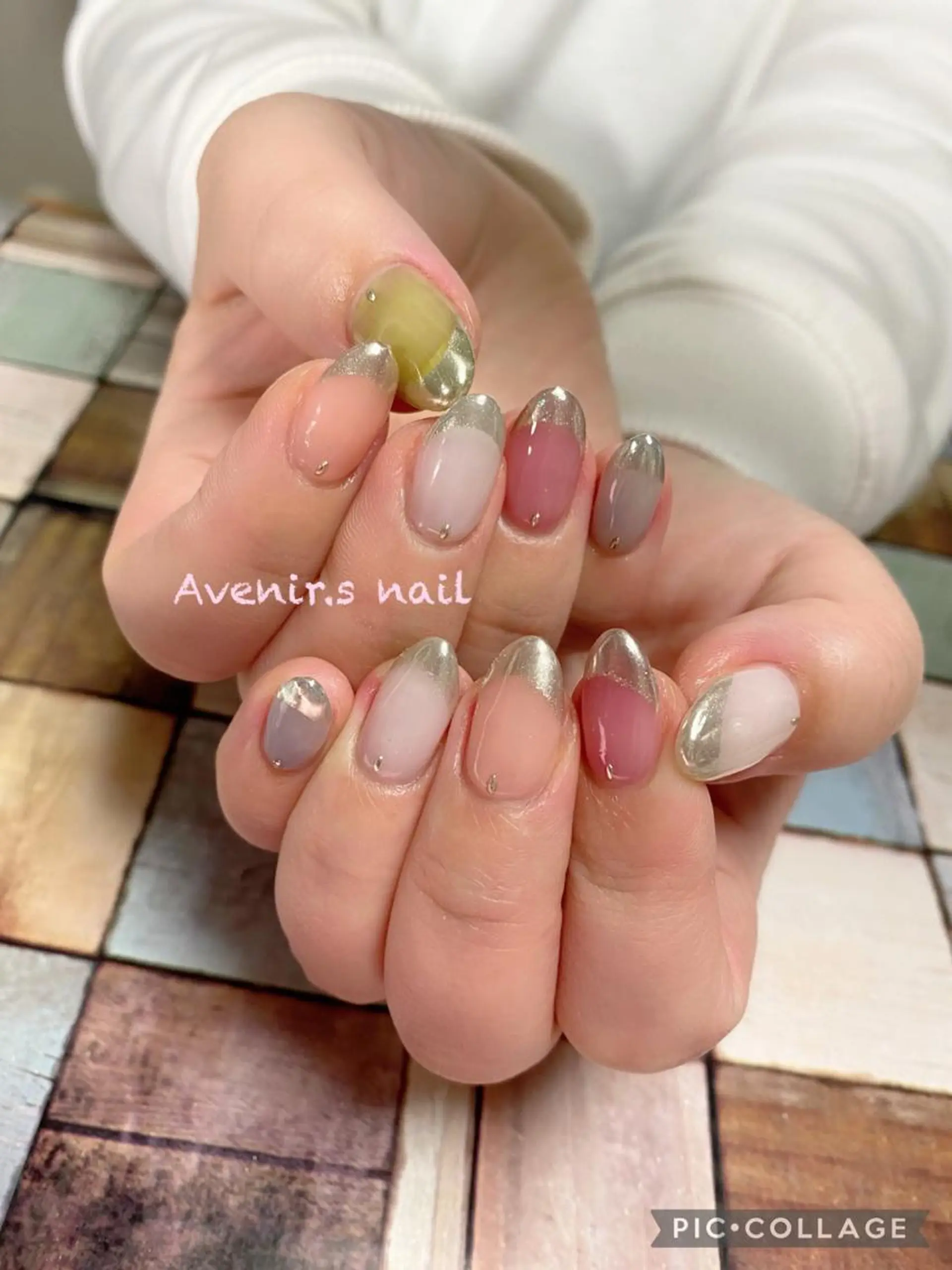 ネイル フレンチネイル ミラーネイル Home Salon Avenir.のネイルデザイン