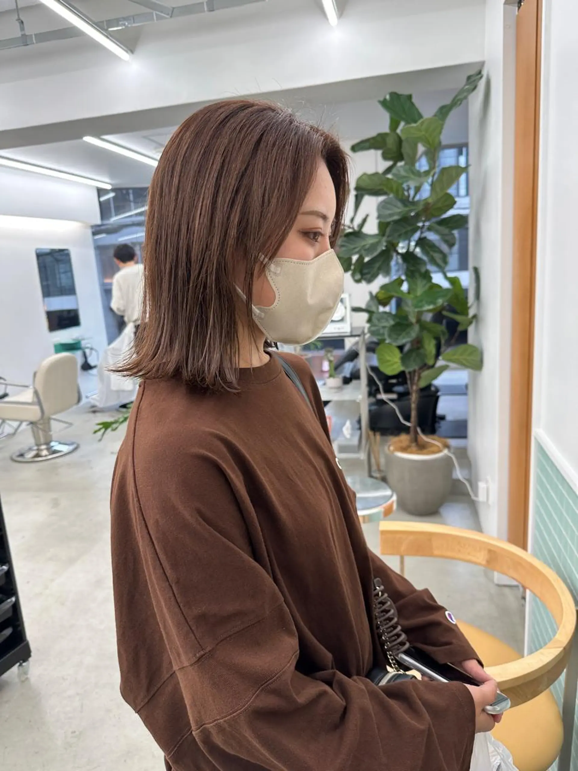 ミディアム カラー ベージュカラー ブリーチ ブラウンカラー ブラウンベージュ ブリーチなしカラー カット ヘアカラー トリートメント ボブ/レイヤー/ケア パーマ/リュウタのヘアスタイル