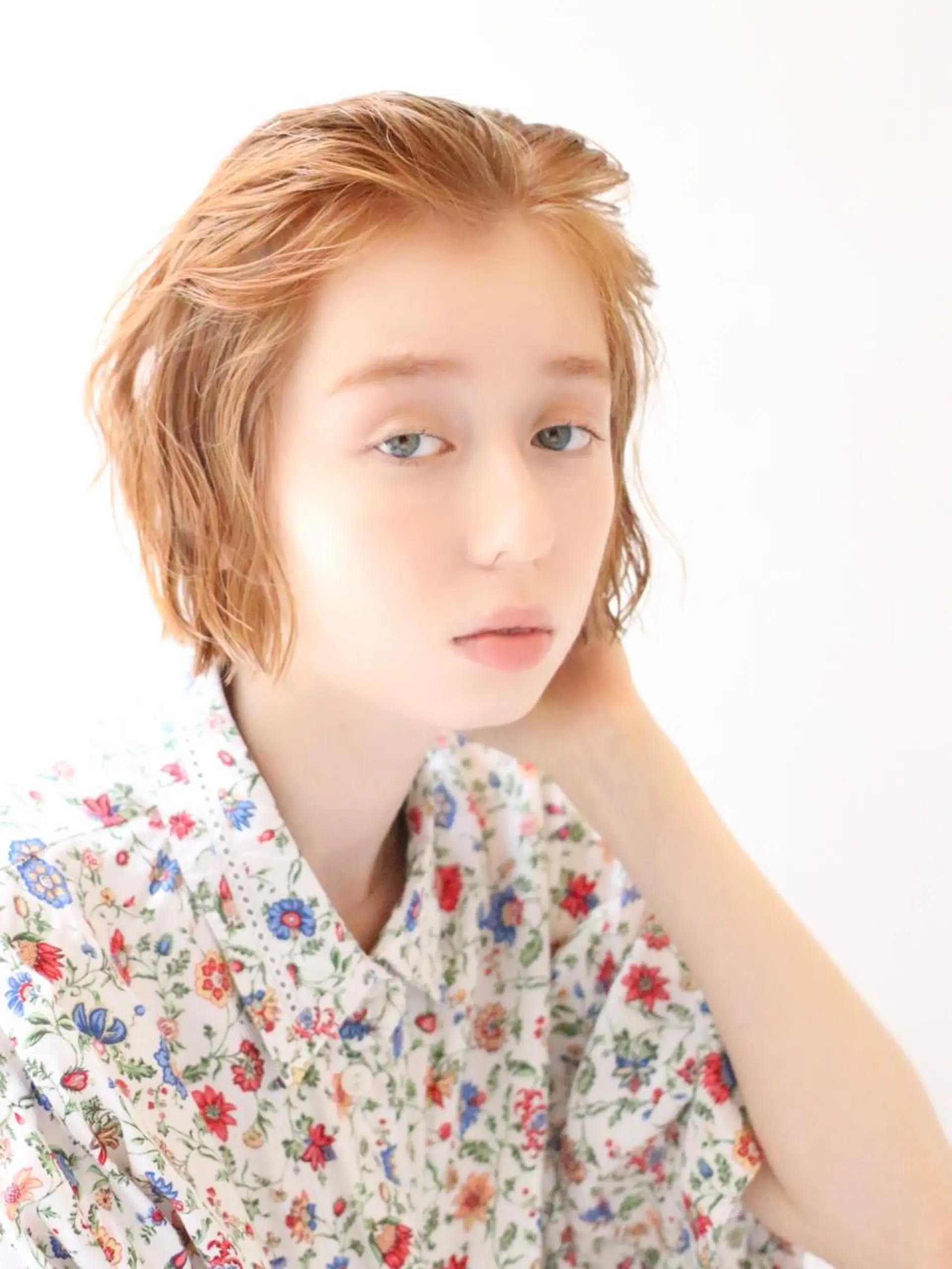 ショート カラー ✨透け感カラー✨ 上村一樹のヘアスタイル