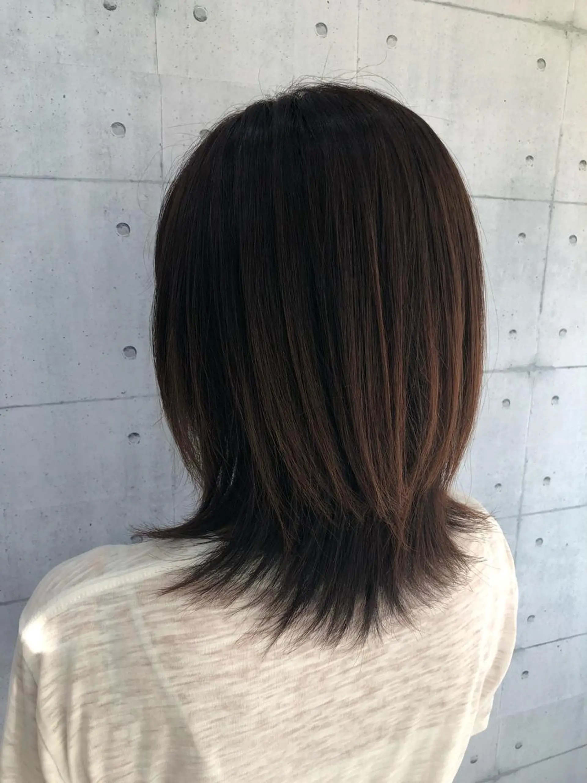 セミロング カラー 金沢 広美のヘアスタイル