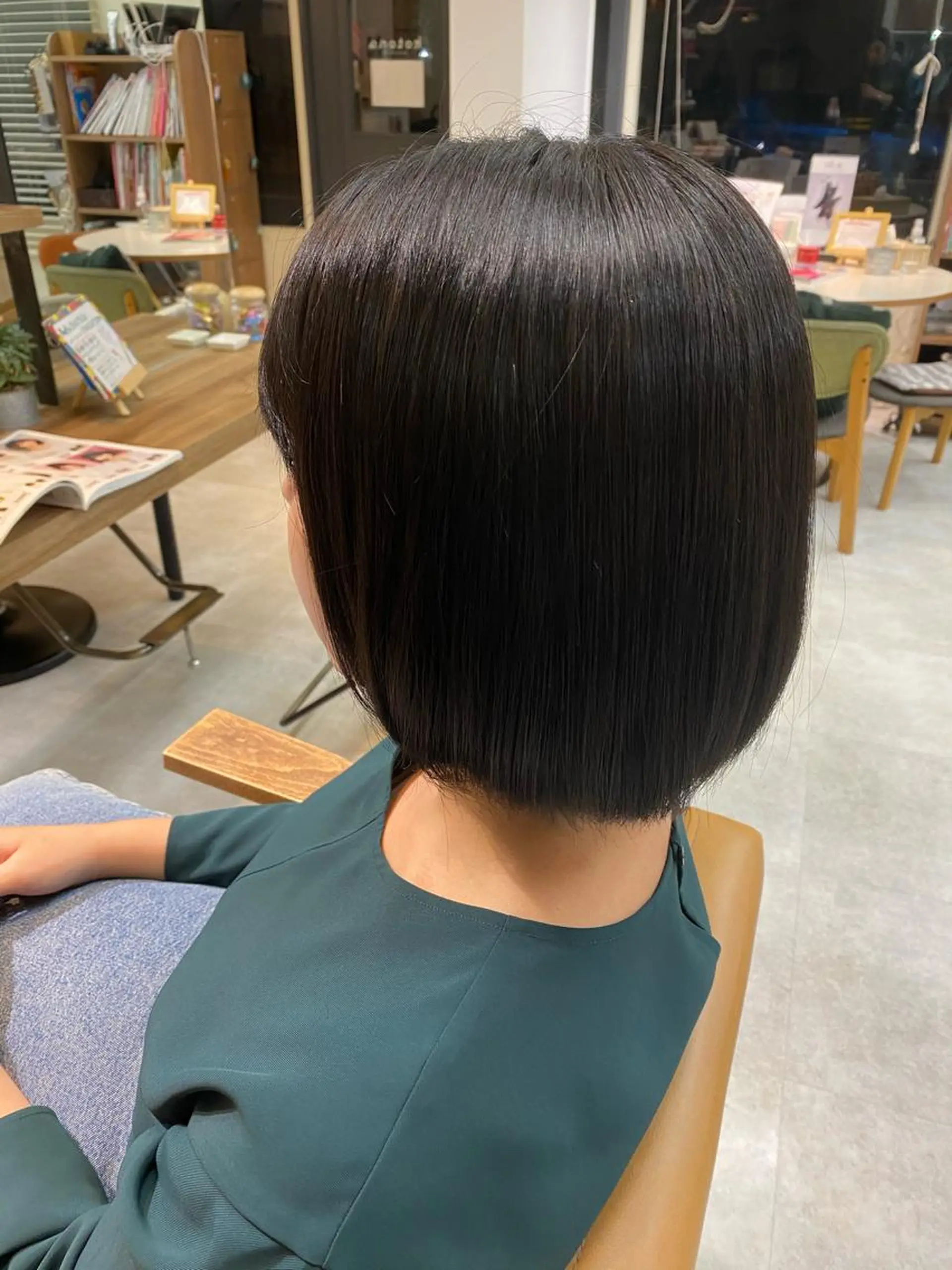 ショート 【髪質改善　艶髪】 布川　莉穂のヘアスタイル
