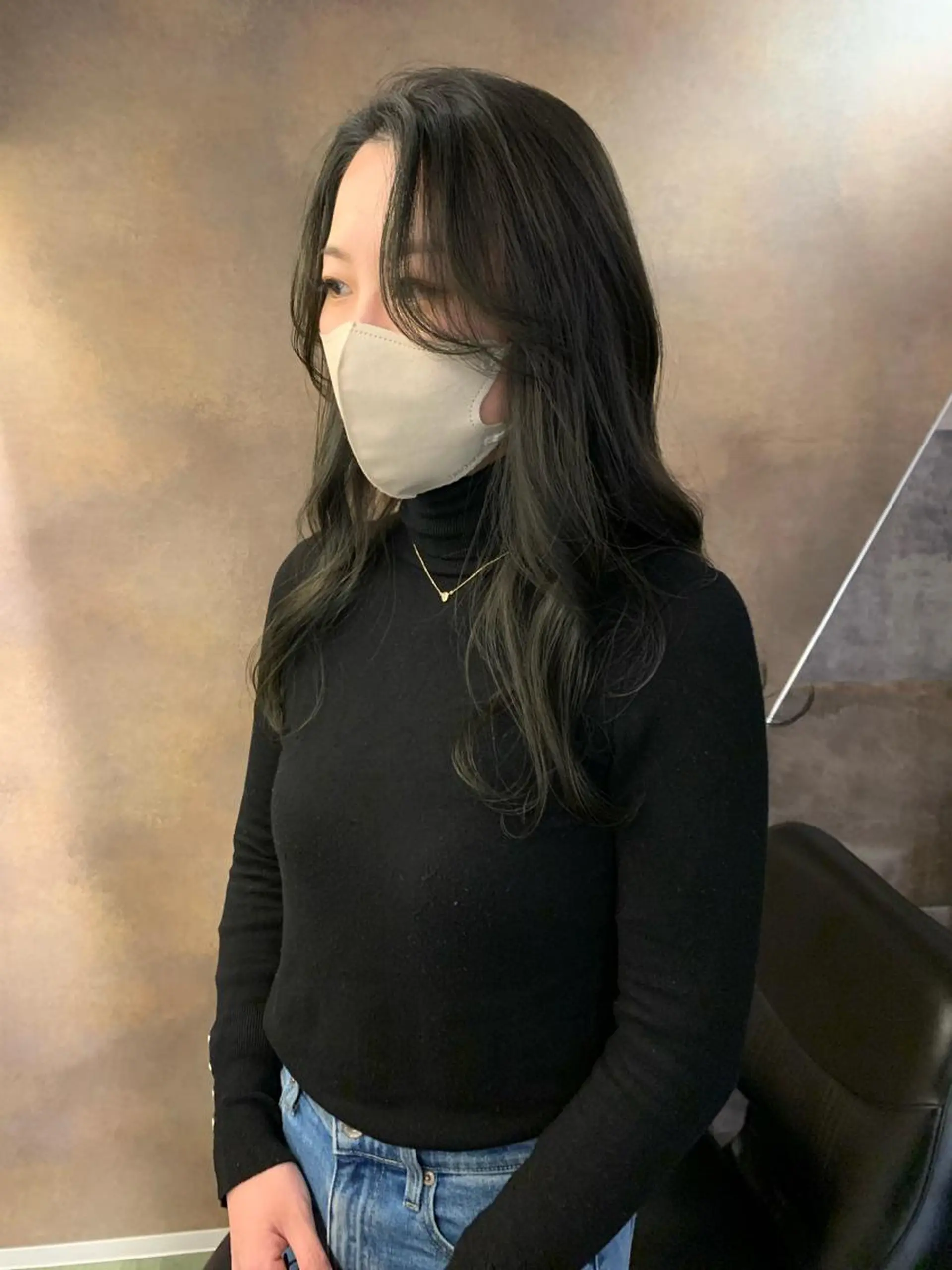 ロング カラー カット ヘアカラー SAKINO． ベージュカラーのヘアスタイル
