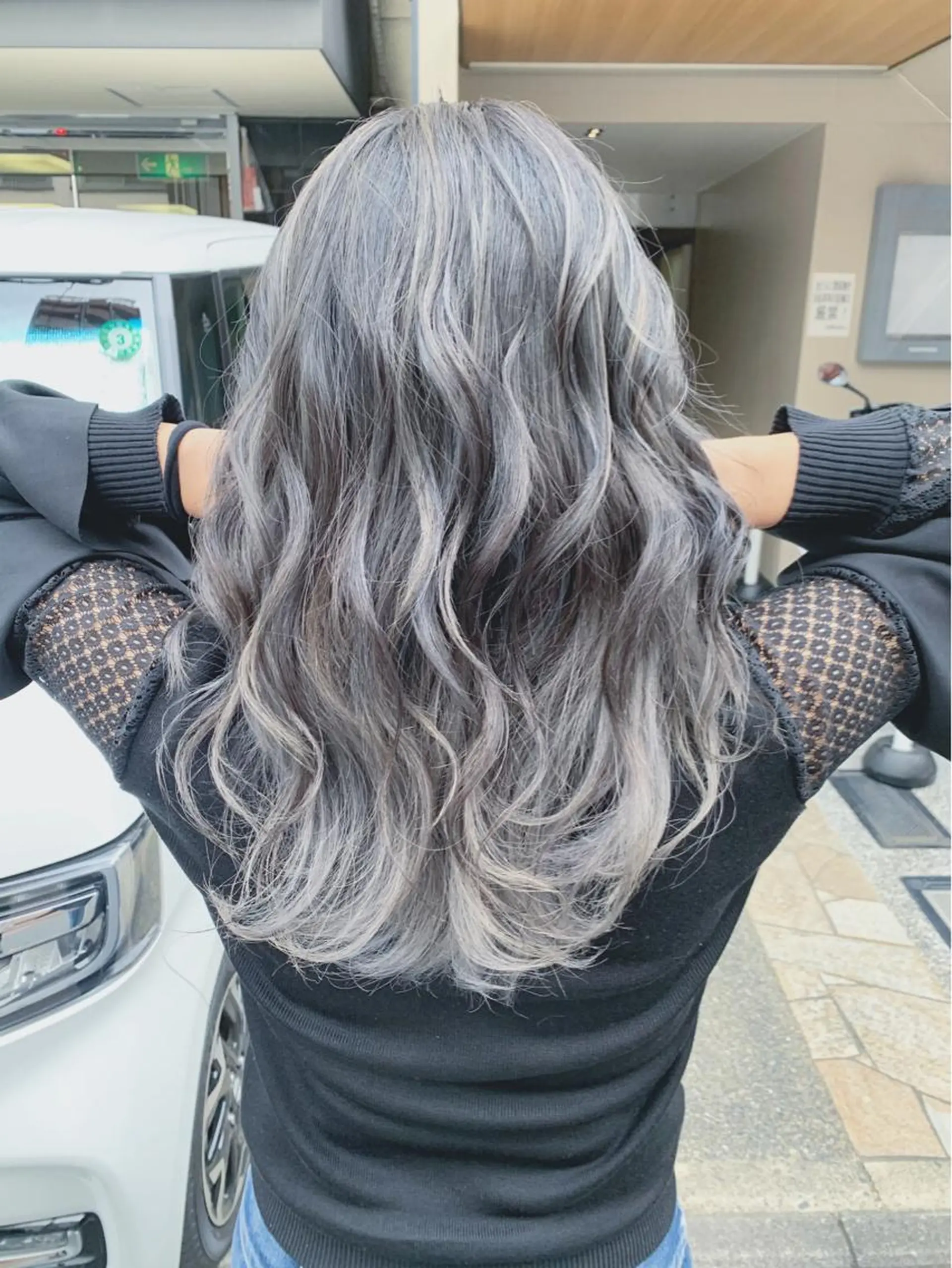 ロング H (エイチ) 烏丸御池店のヘアスタイル