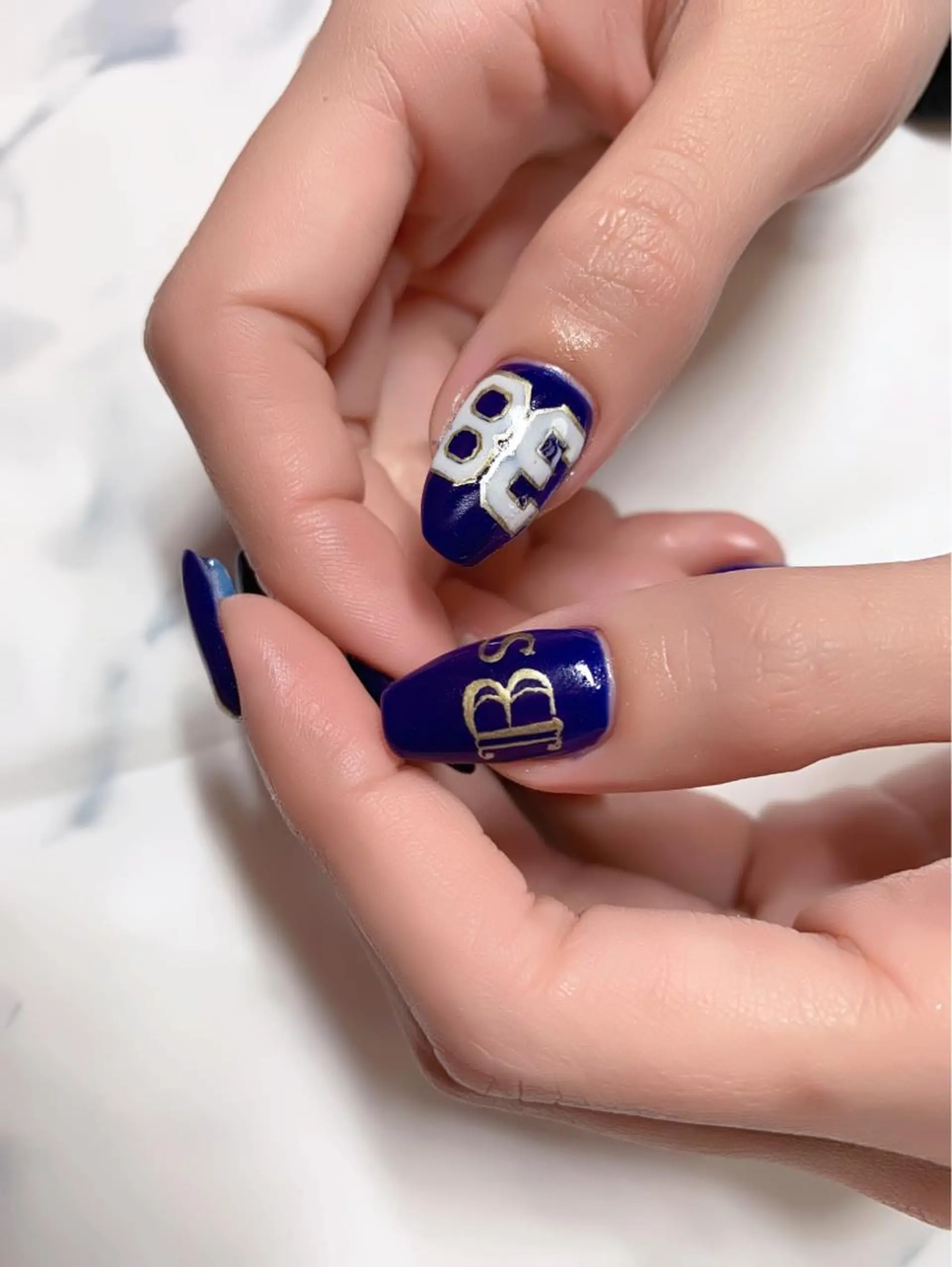 ネイル 菅野 愛花のネイルデザイン