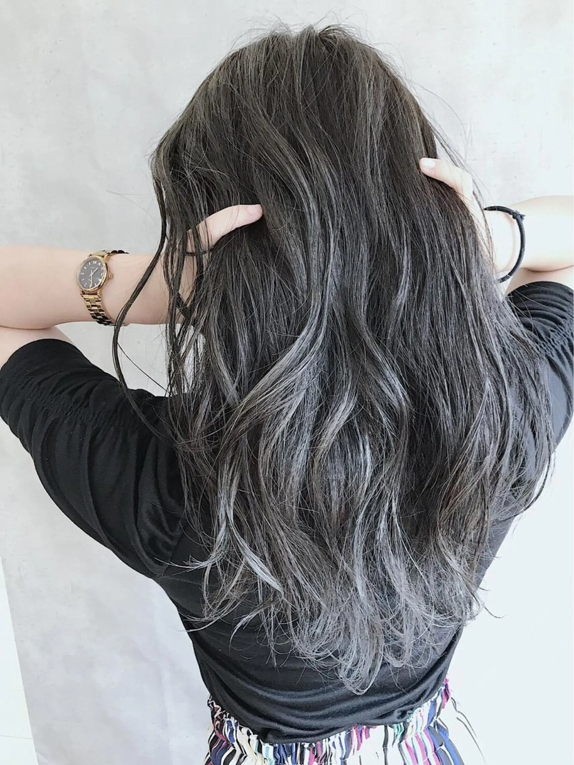 セミロング カラー アディクシーカラー ブリーチ _WHITE 難波本店のヘアスタイル