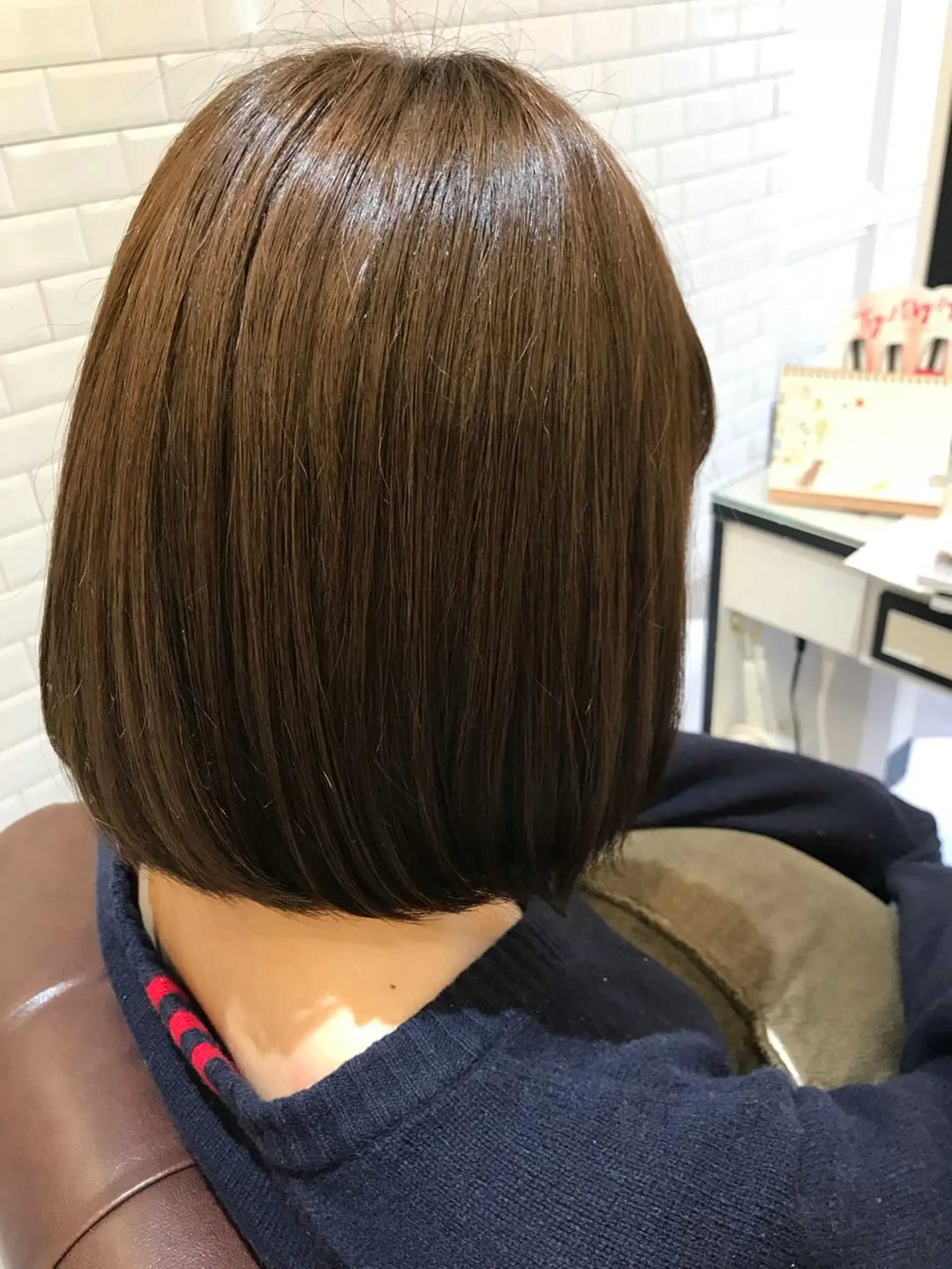 ショート カラー 粟田 めぐみのヘアスタイル