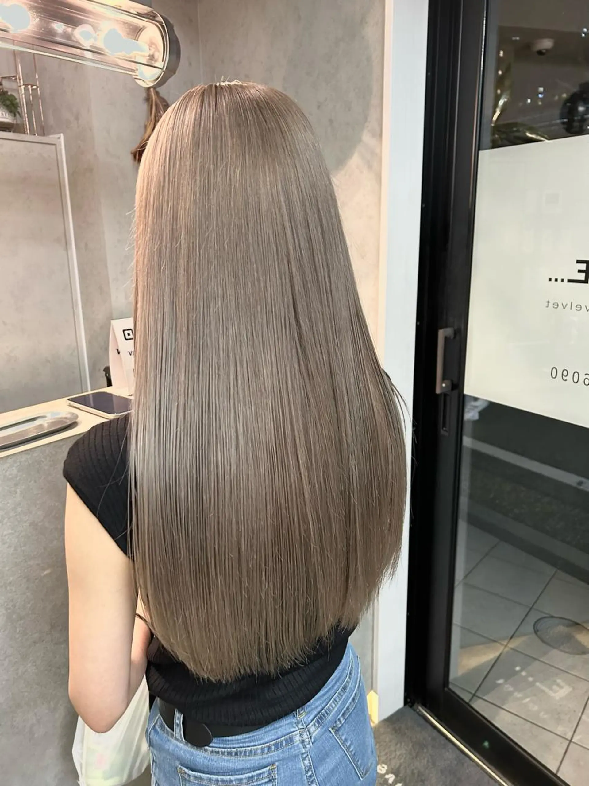 ロング カラー グレージュ カット ヘアカラー トリートメント Haru/THREE …by velvetのヘアスタイル