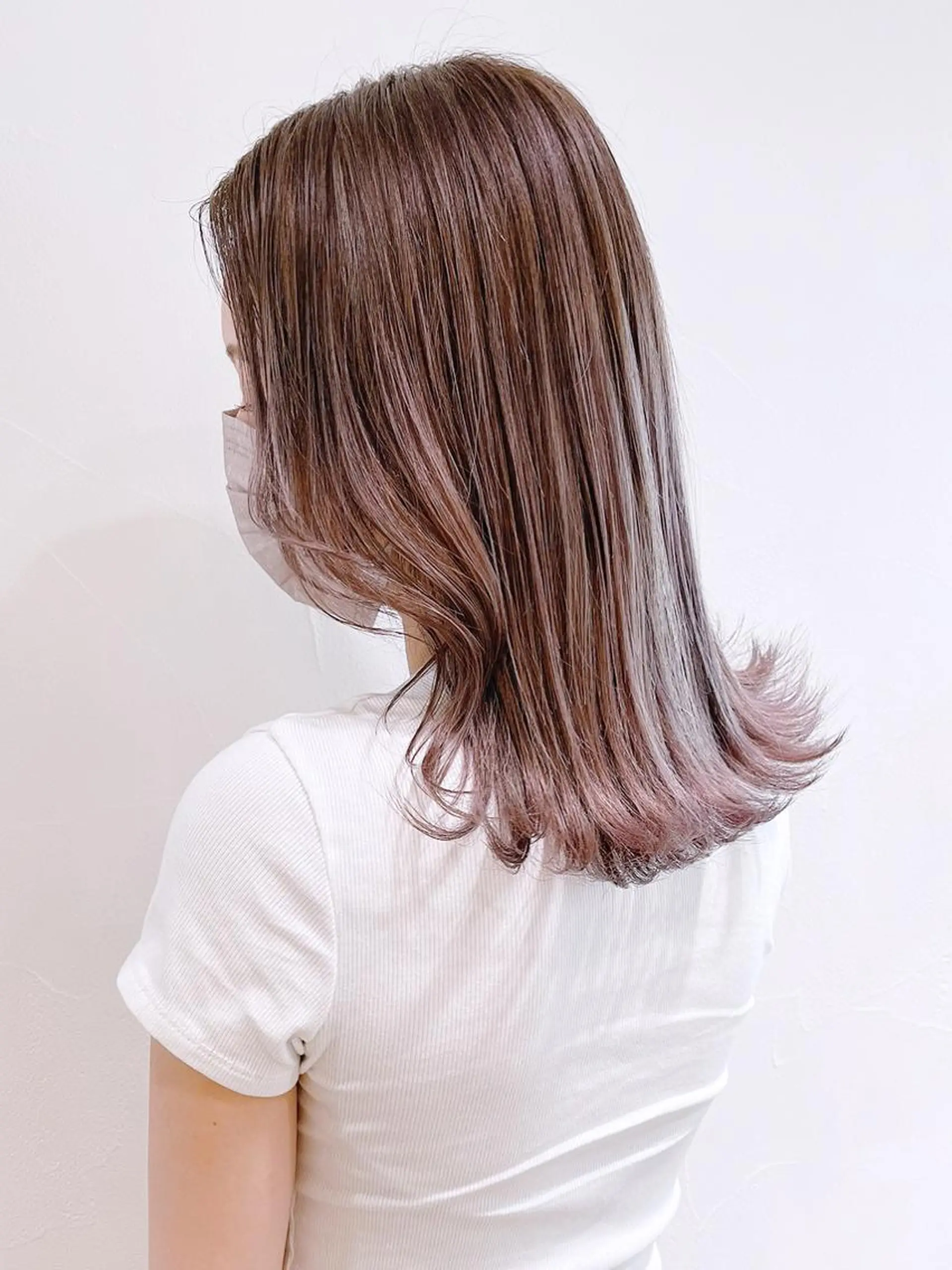 セミロング カラー ヘアアレンジ パーマ ベージュカラー ハイライトカラー ラベンダーカラー ラベンダーベージュ ハイライト ITbyALBUM 松戸のヘアスタイル