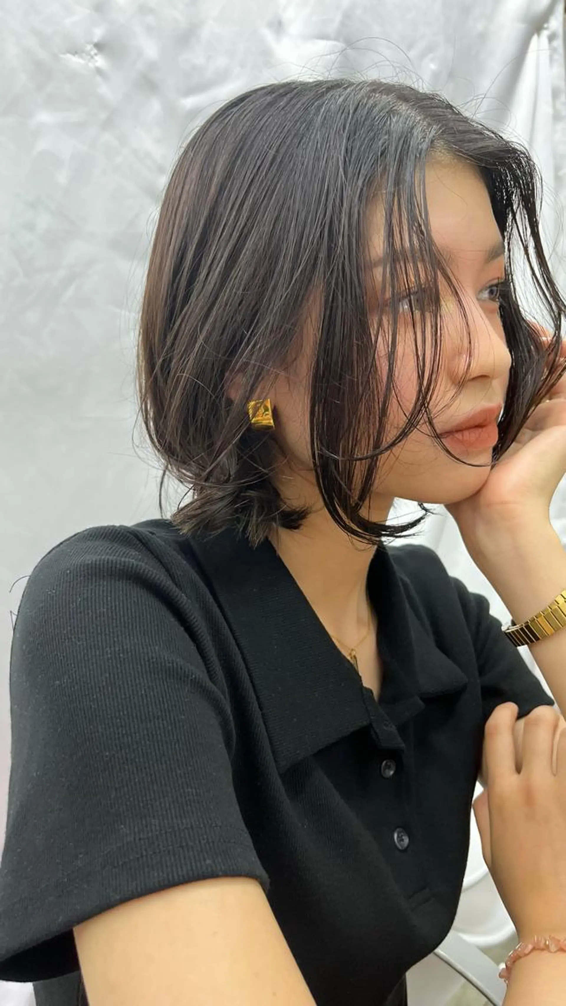 ミディアム YUI／レイヤー カット/透明感カラーのヘアスタイル