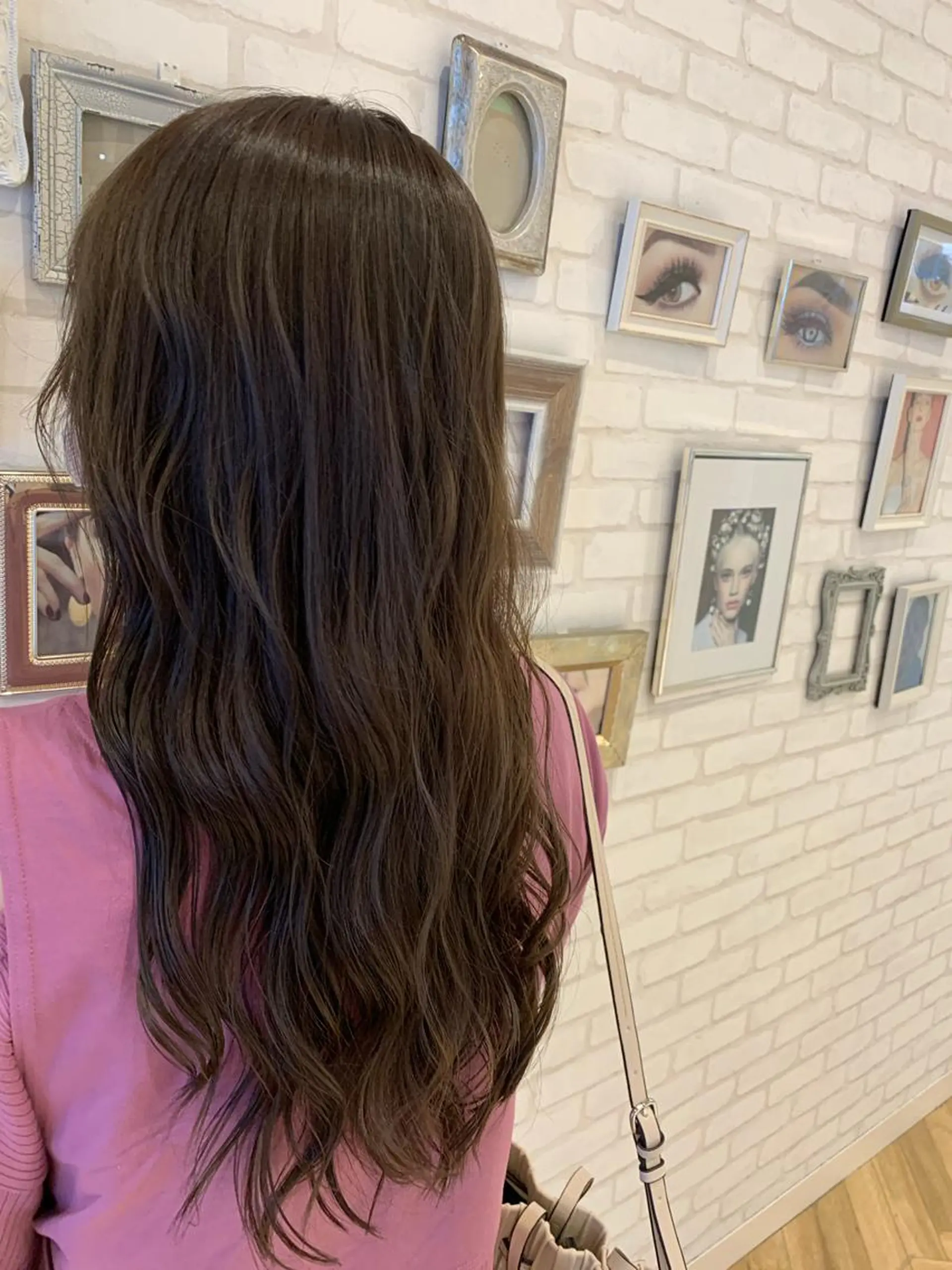 ロング カラー アッシュ ベージュカラー Gain Nanamiのエステ・リラクイメージ