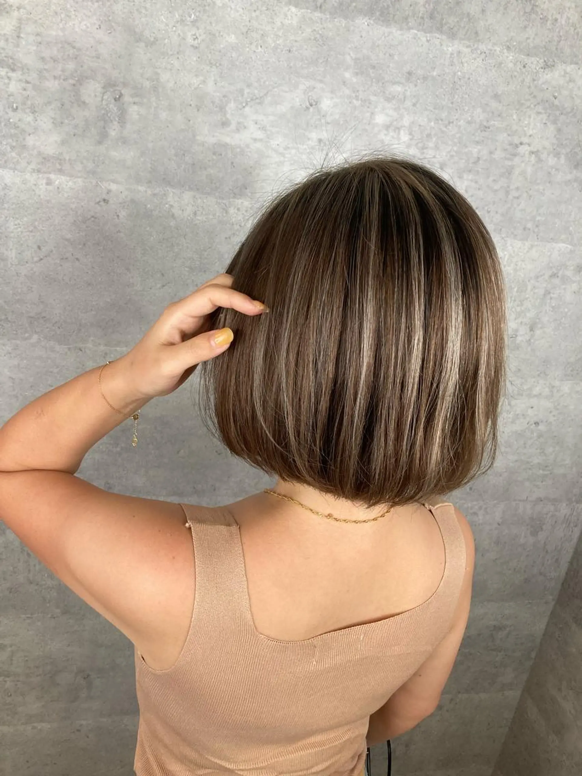 ミディアム _WHITE芝本 賢吾【天王寺店】のヘアスタイル