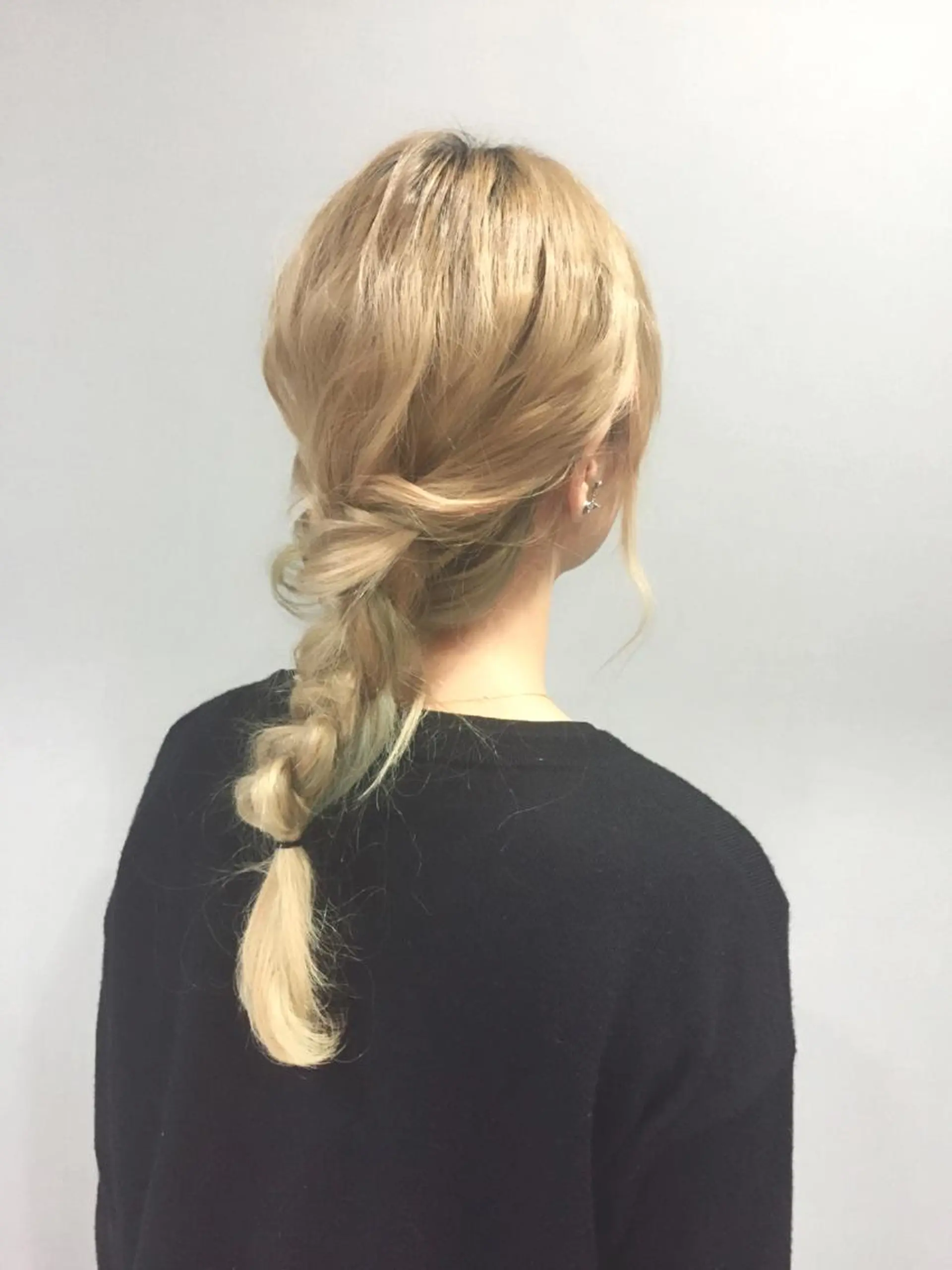 ミディアム セミロング ロング ヘアアレンジ 韓国ヘア✨グレージュ カラーasamiのヘアスタイル