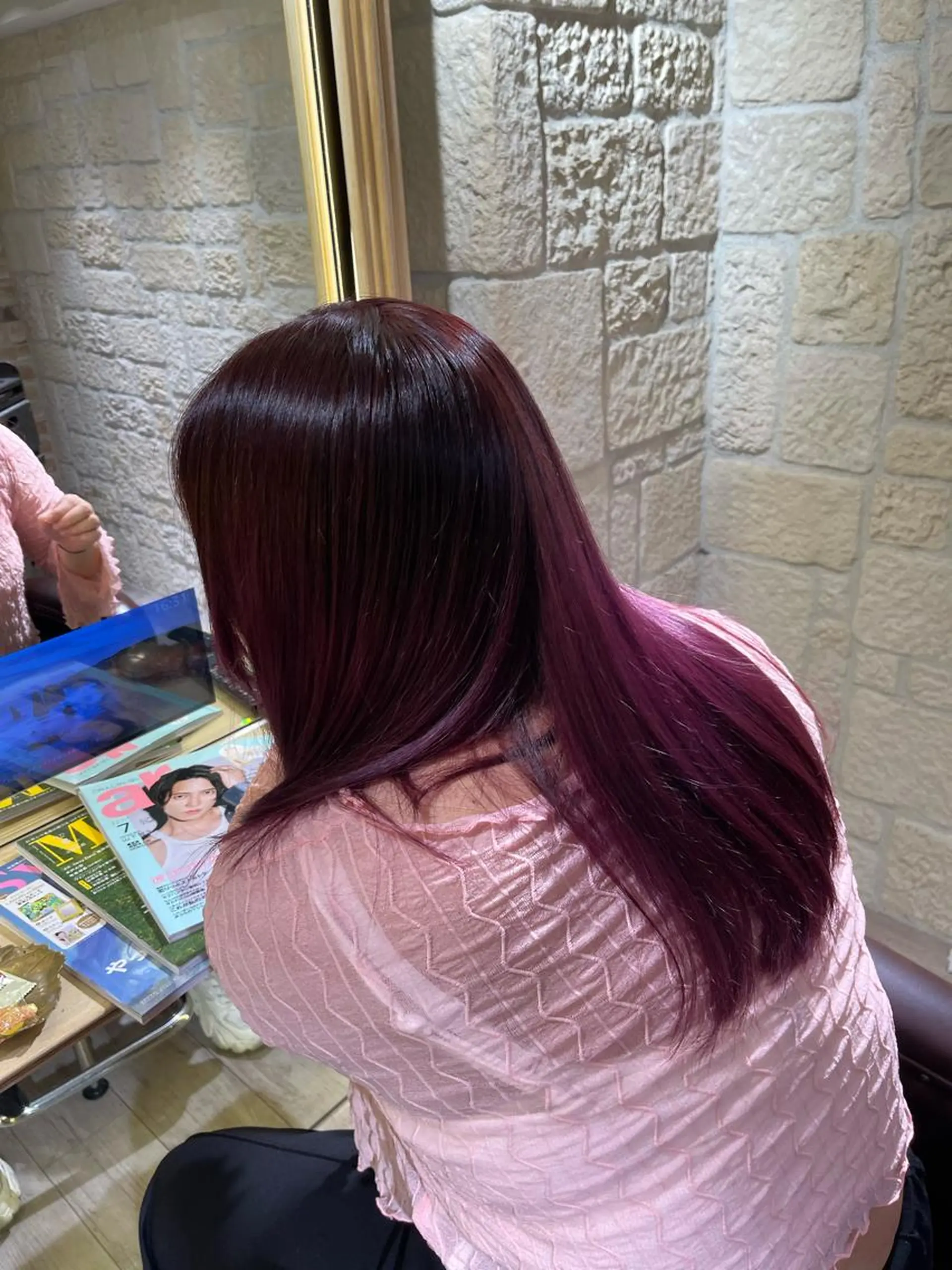 ロング 千代 夏輝のヘアスタイル