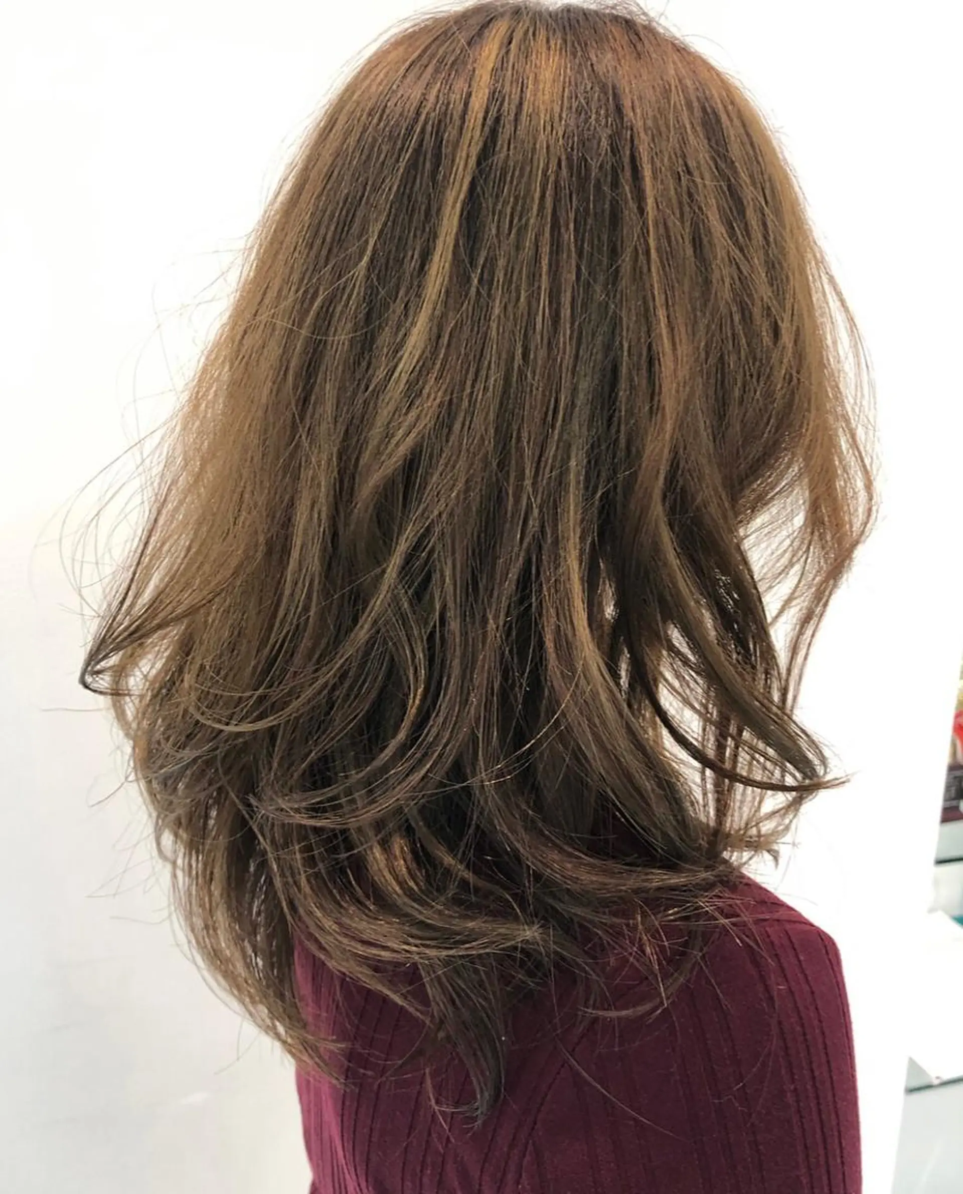 ロング カラー 磯山 直貴のヘアスタイル