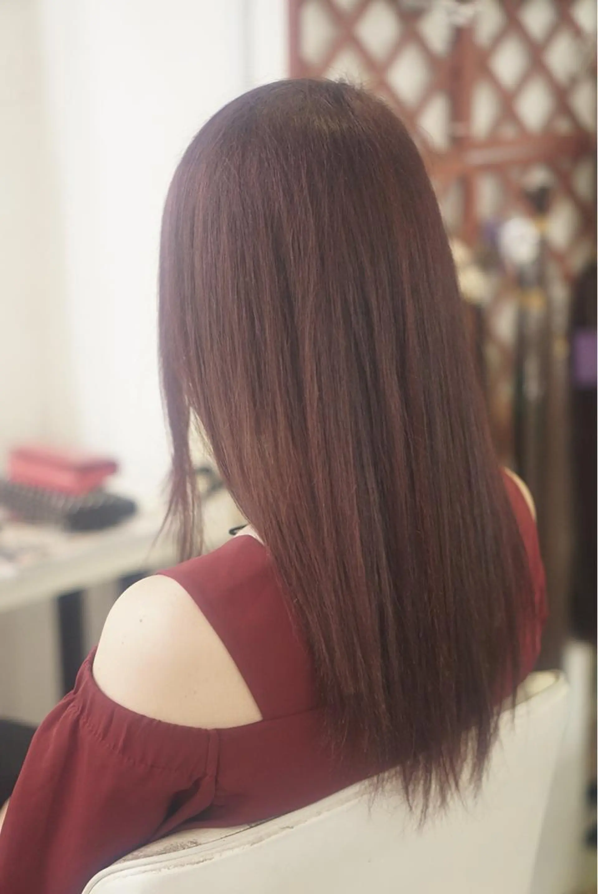 ミディアム セミロング ロング カラー ブリーチ ブリーチなしカラー レッドカラー 枝毛カット＆髪質改善 満足NO.1岡しゃんのヘアスタイル