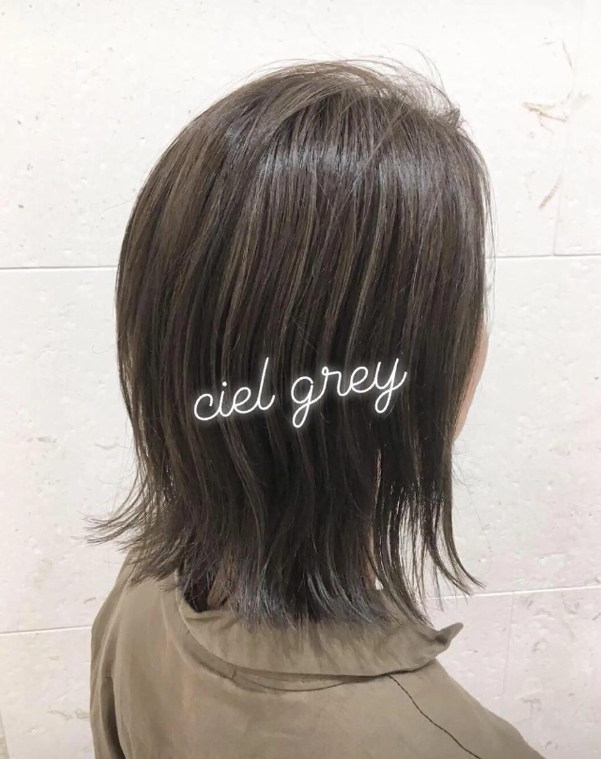 ミディアム カラー アディクシーカラー カット ヘアカラー トリートメント 斉藤 貴也のヘアスタイル