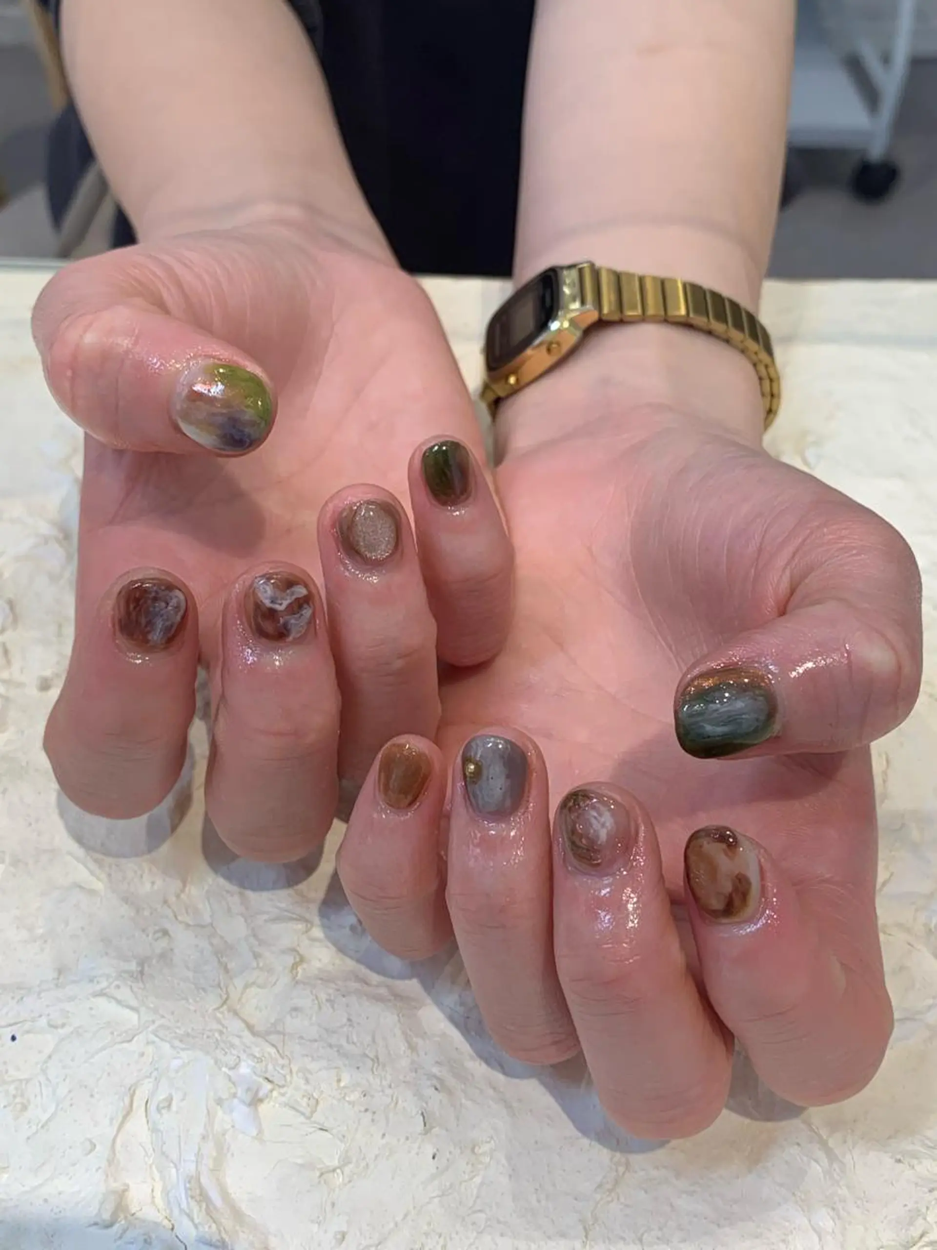 ネイル ニュアンスネイル マキノ ユイのネイルデザイン