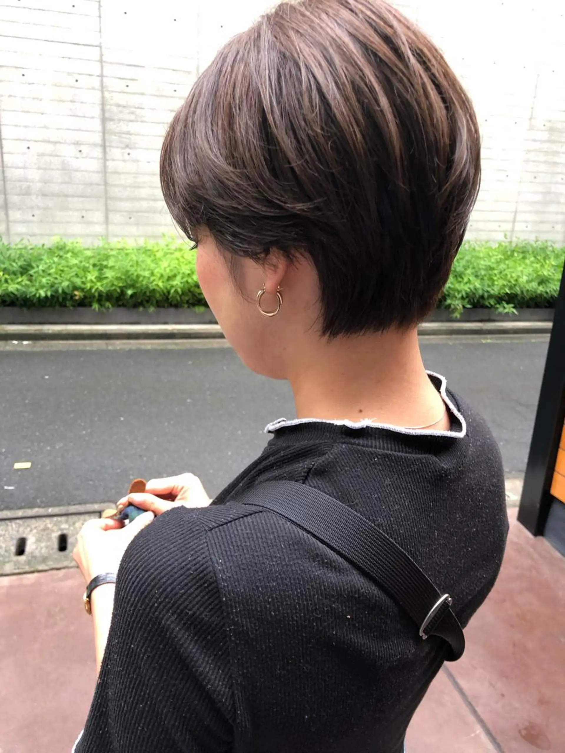 ショート 切りっぱなしボブ ボブ 外国人風カラー ハイライト レイヤーカット ショート職人 美容師【KENTA】のヘアスタイル