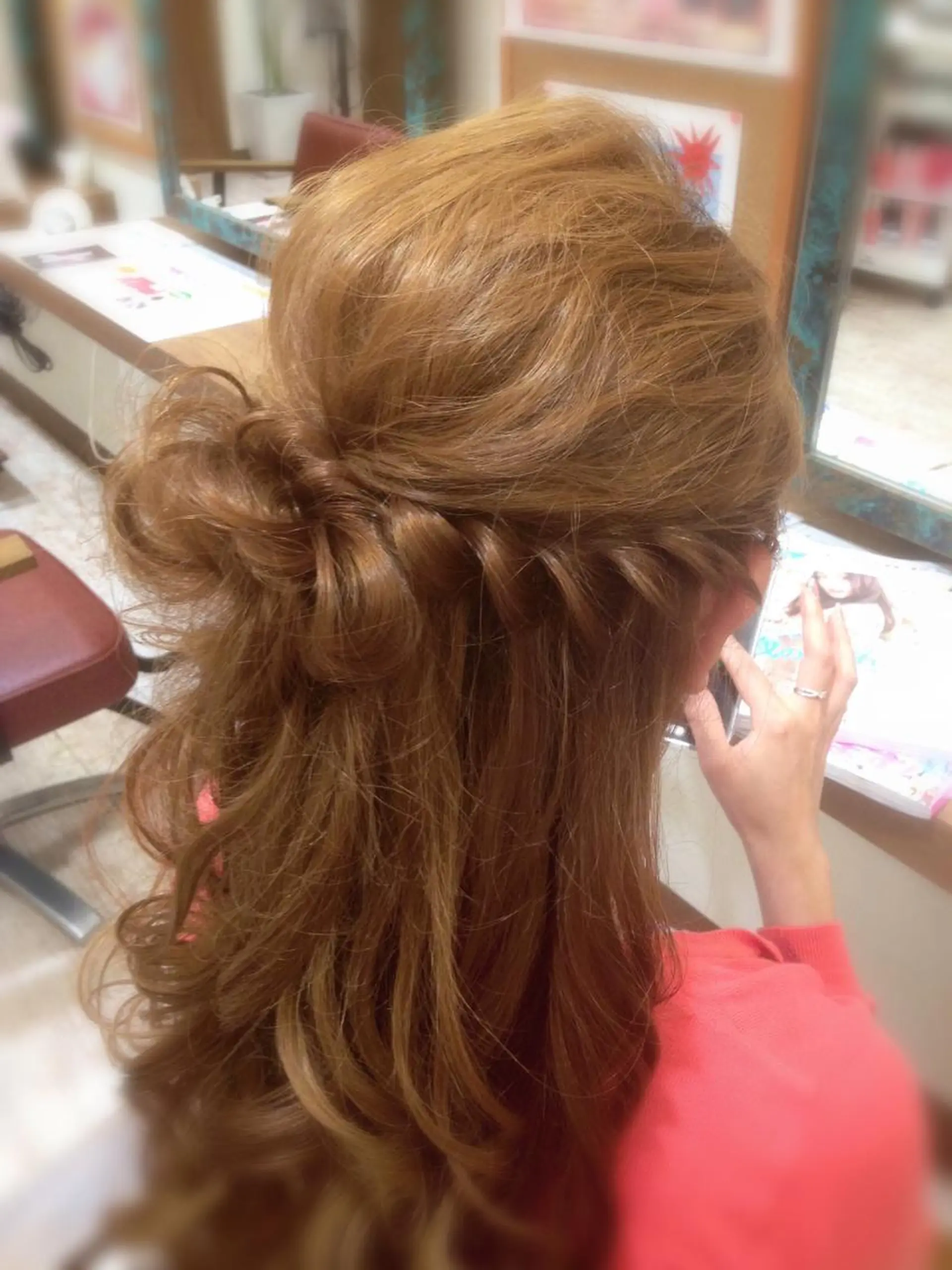 ロング ヘアアレンジ ハーフアップ 🌈２０年目突入🎉 山口のヘアスタイル