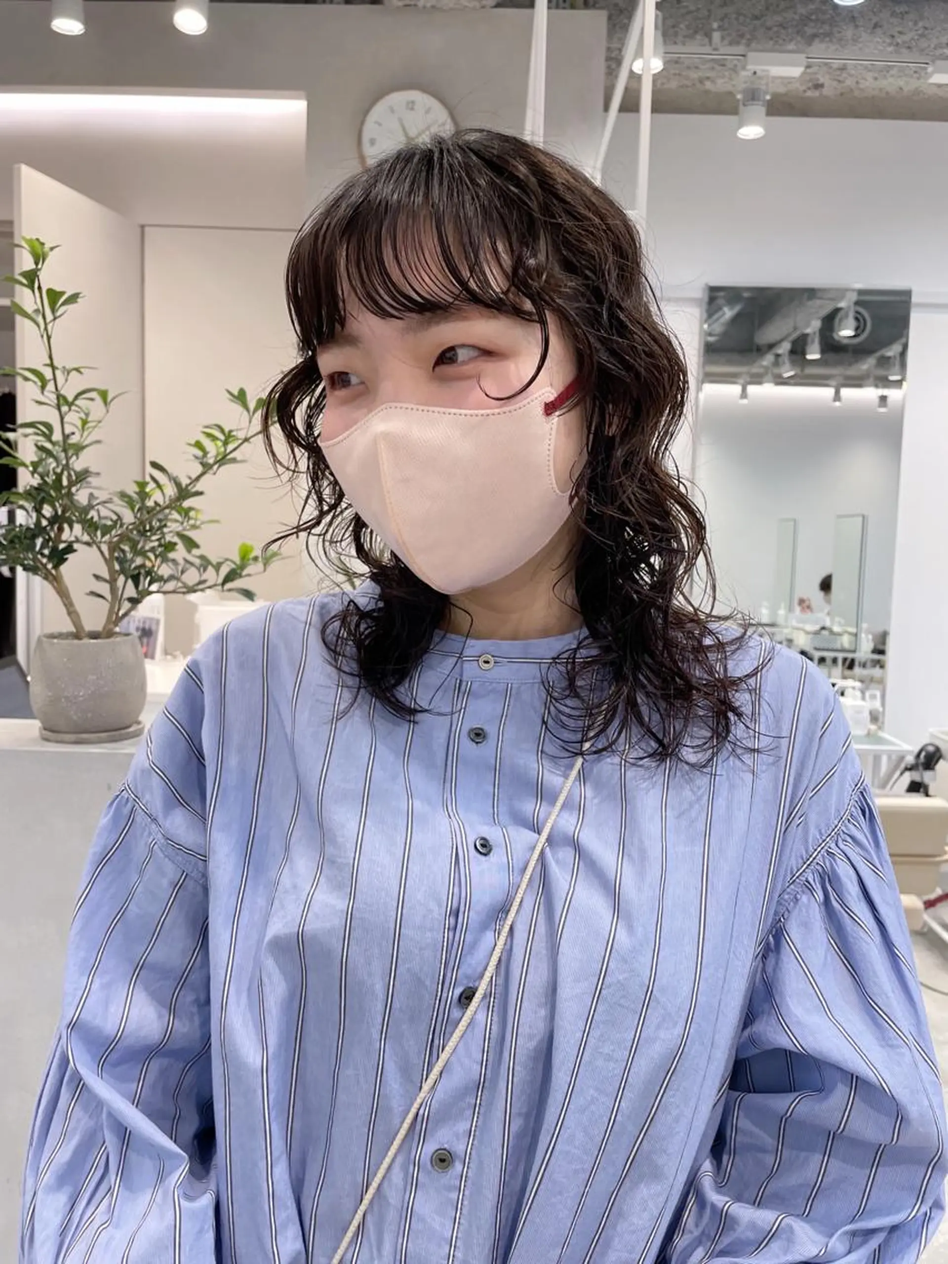 ミディアム パーマ 青木 優歩のヘアスタイル