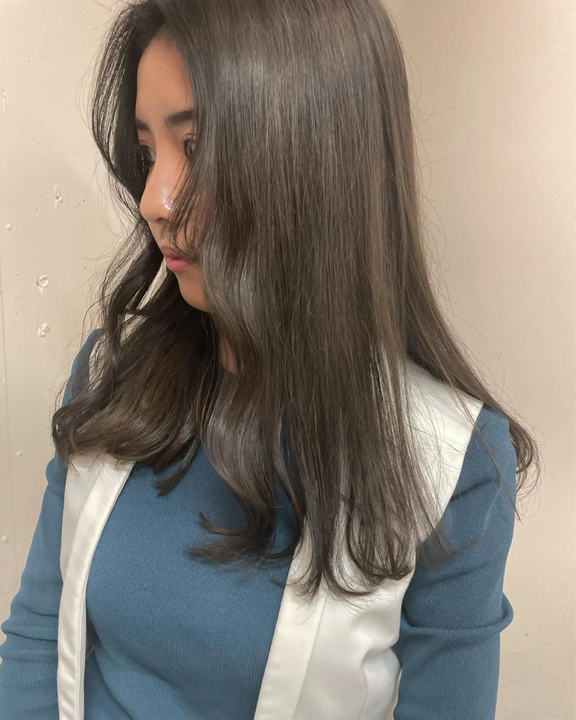 ロング レイヤーカット/ 透明感カラーmikuのヘアスタイル