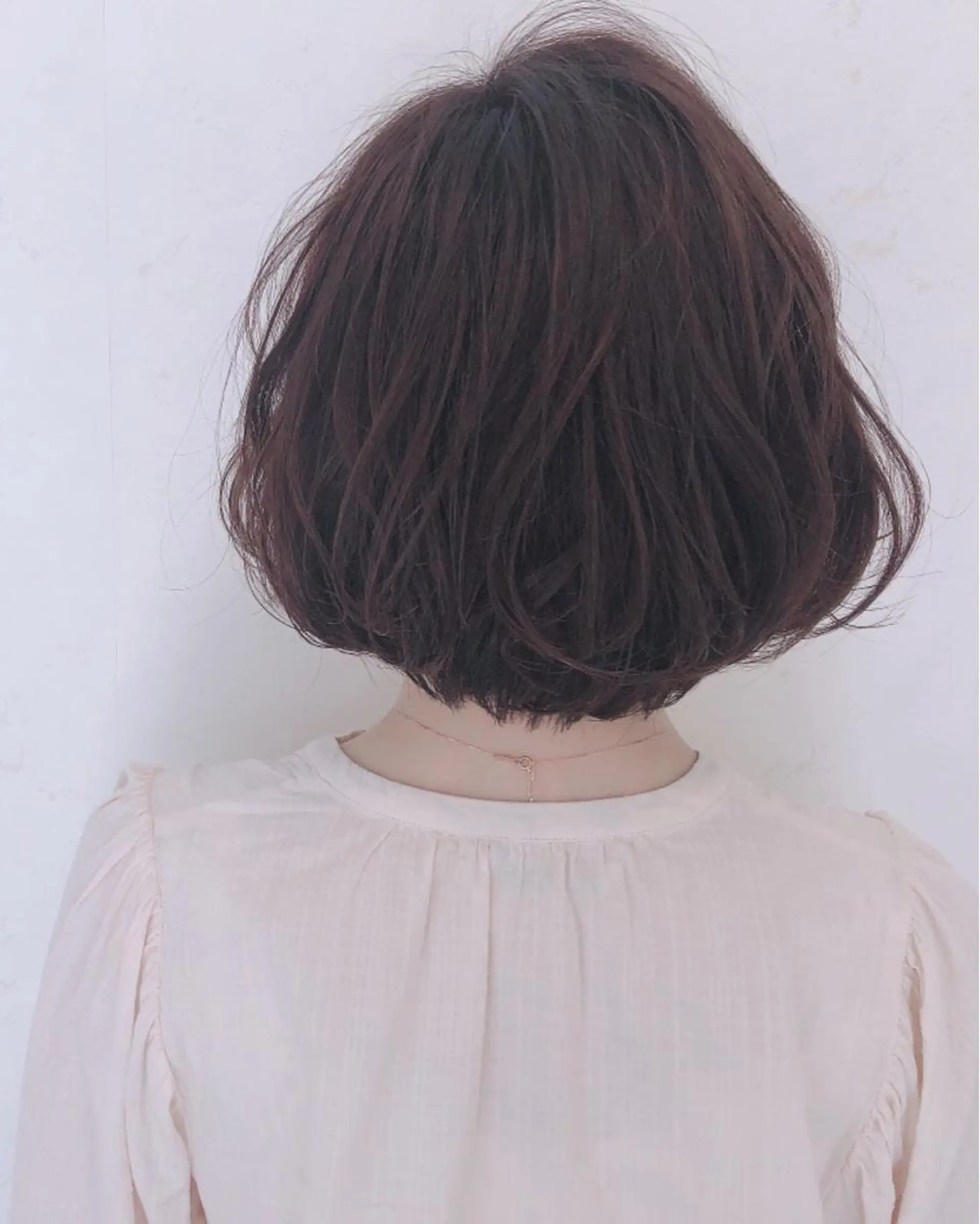 ミディアム カラー 伊藤 さやかのヘアスタイル