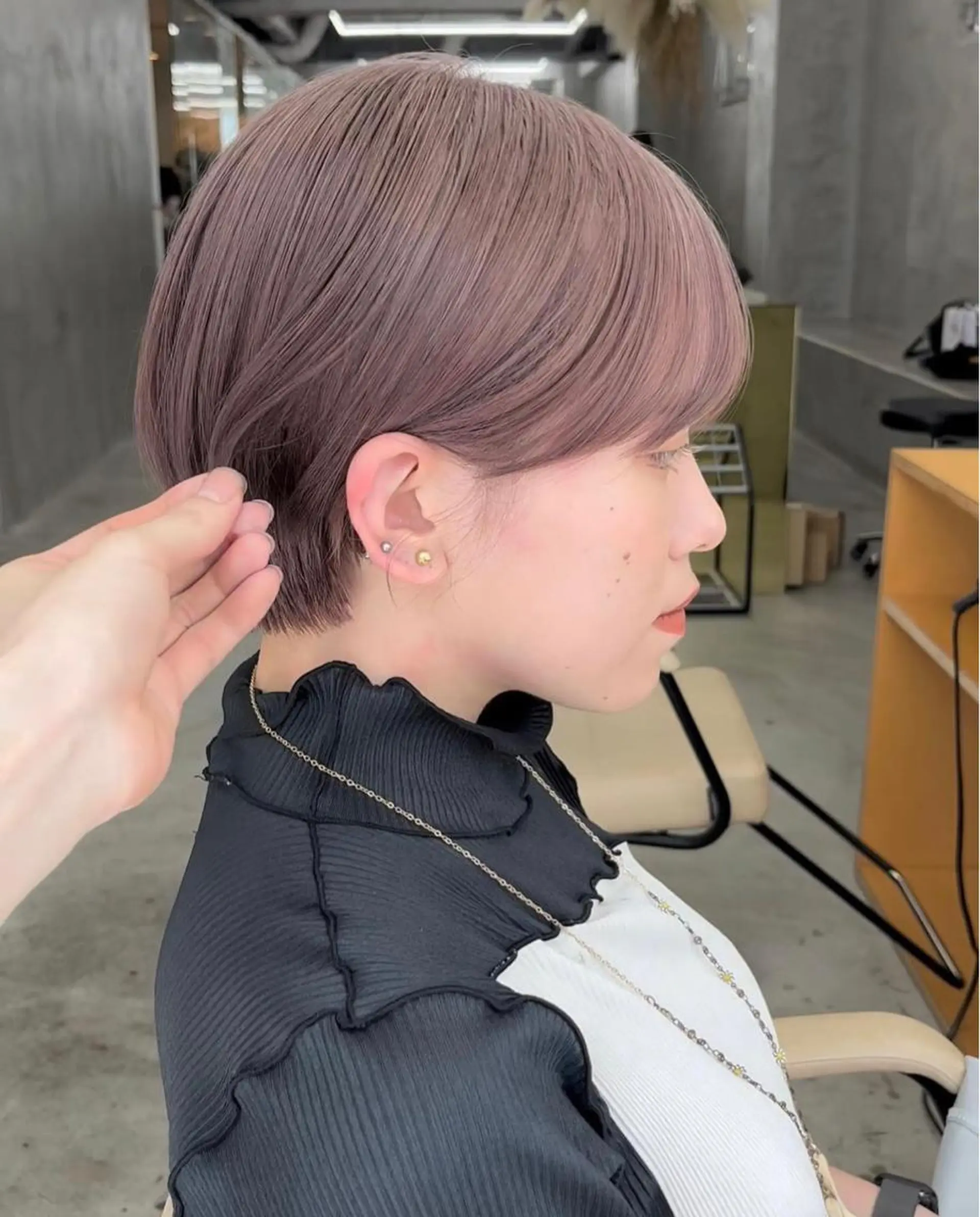 ショート カラー カット ヘアカラー トリートメント ヘアセット 🌿似合わせ透明感 カラー松本朋幸🌿のヘアスタイル