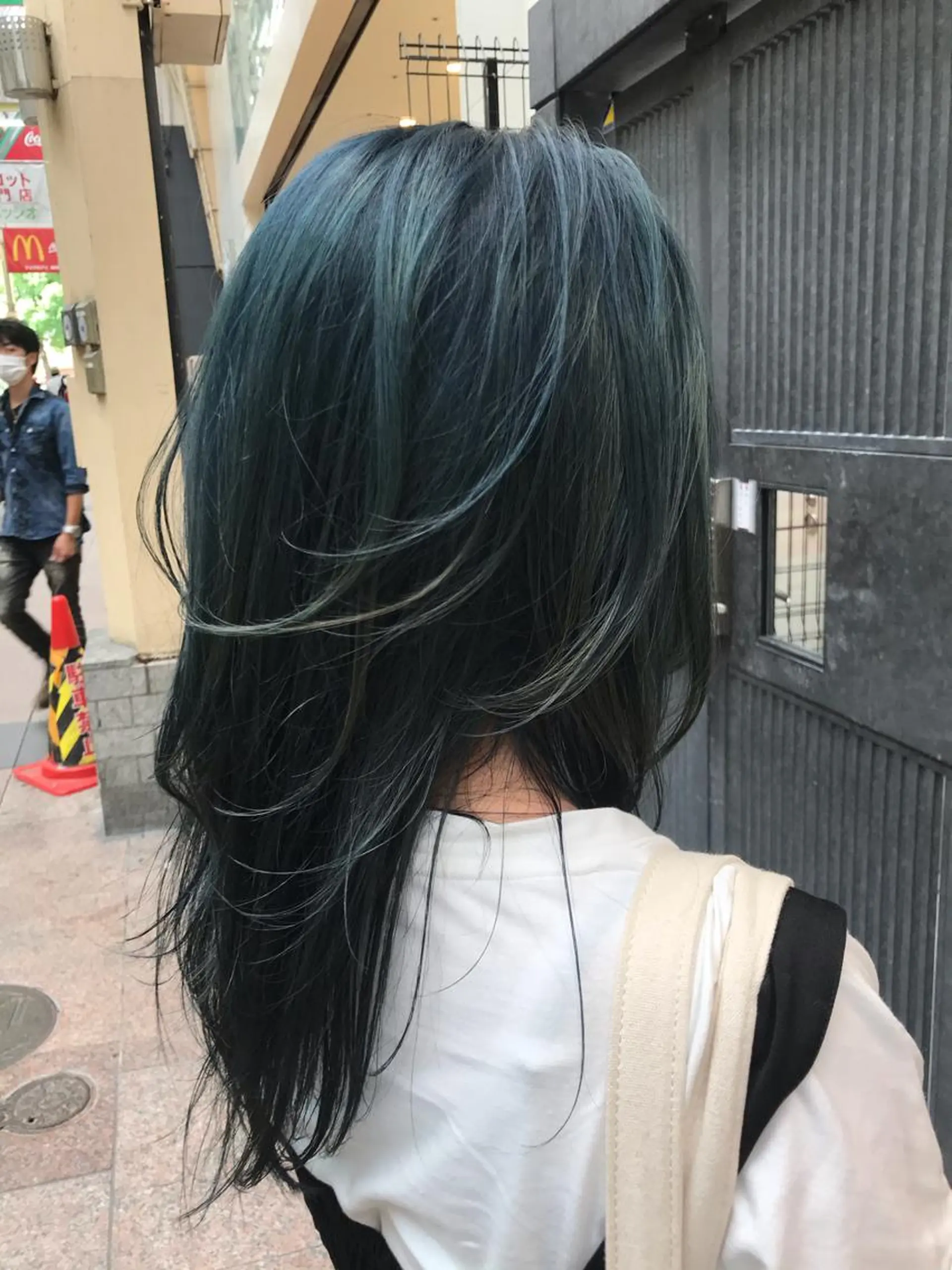 ロング カラー ブルーカラー ネイビーカラー 限定クーポン 💕大量更新ブリーチのヘアスタイル