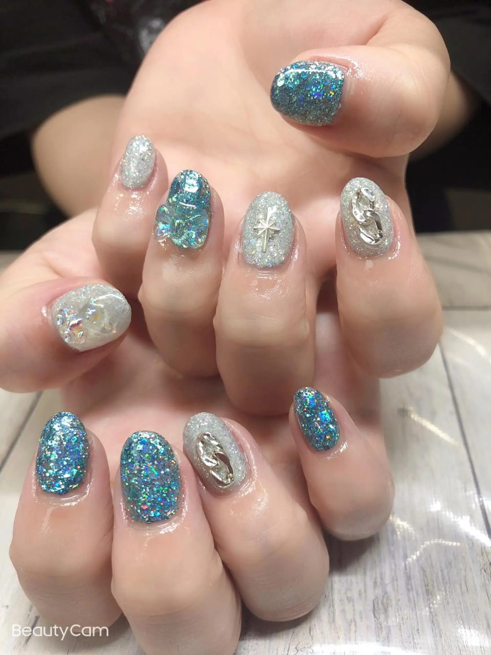 ネイル ✨アン ミユ✨のネイルデザイン