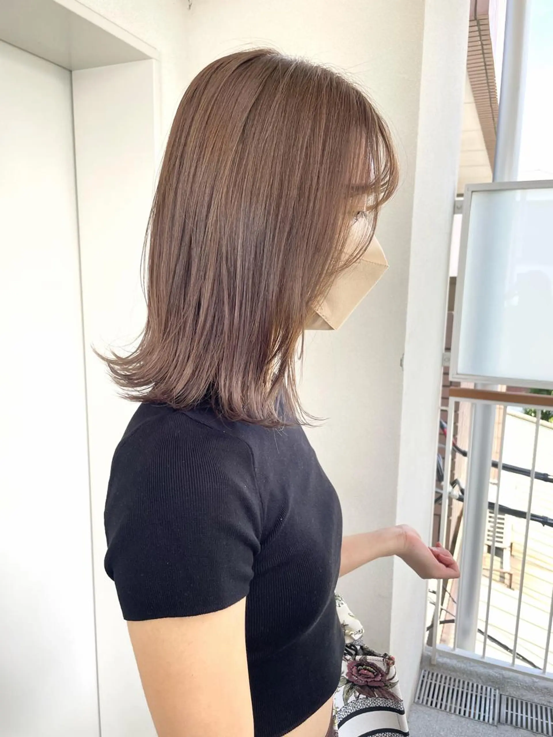 セミロング カラー ヘアアレンジ ブリーチ ケアブリーチ ダブルカラー ハイライトカラー イルミナカラー ヘアカラー トリートメント ヘアセット 🌷FUKA🌷 まろやかハイトーンのヘアスタイル