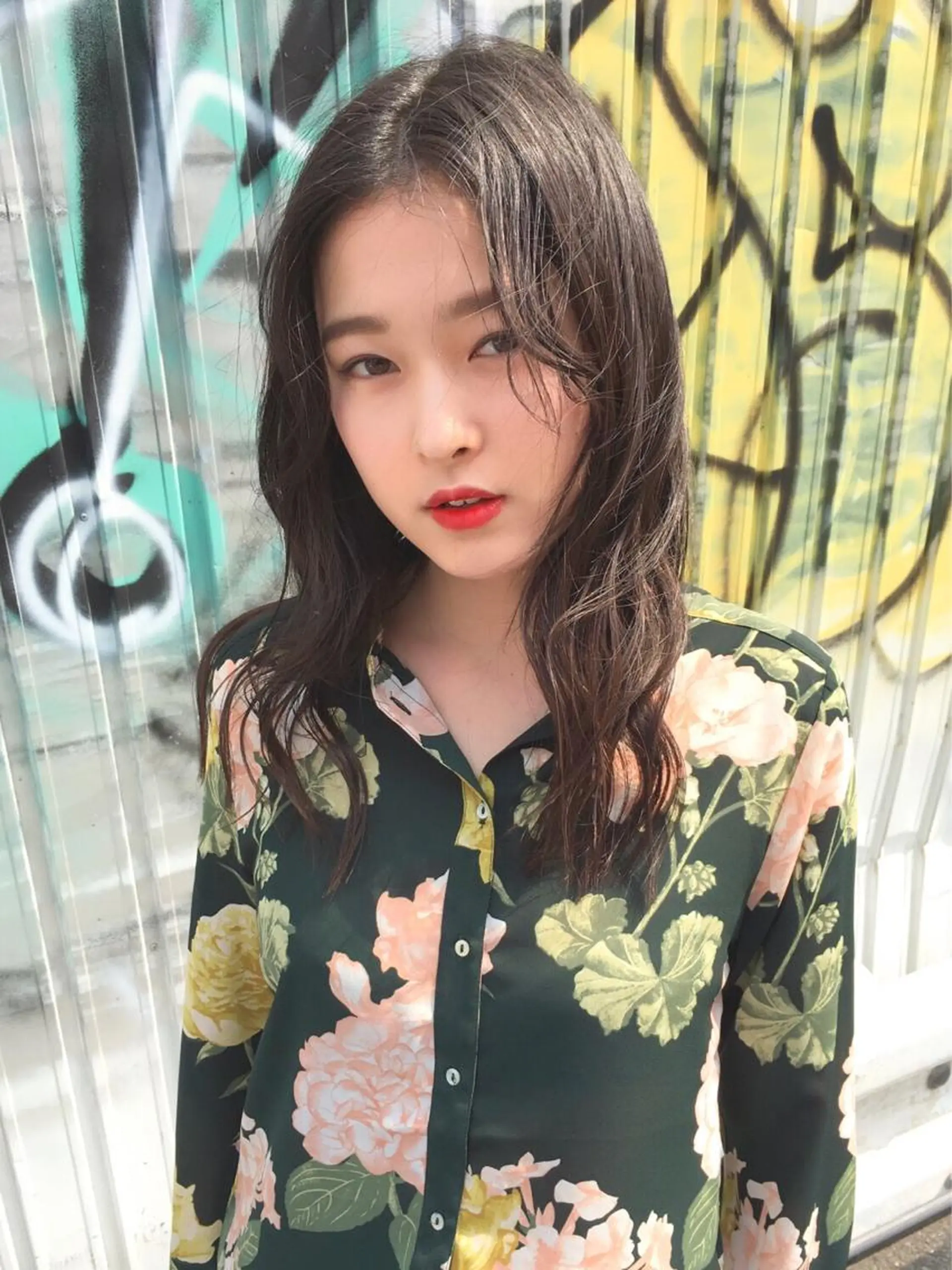 セミロング カラー ヘアアレンジ 黒髪 柔らか垢抜けｶﾗｰと ｶｯﾄ🫧ASUKAのヘアスタイル