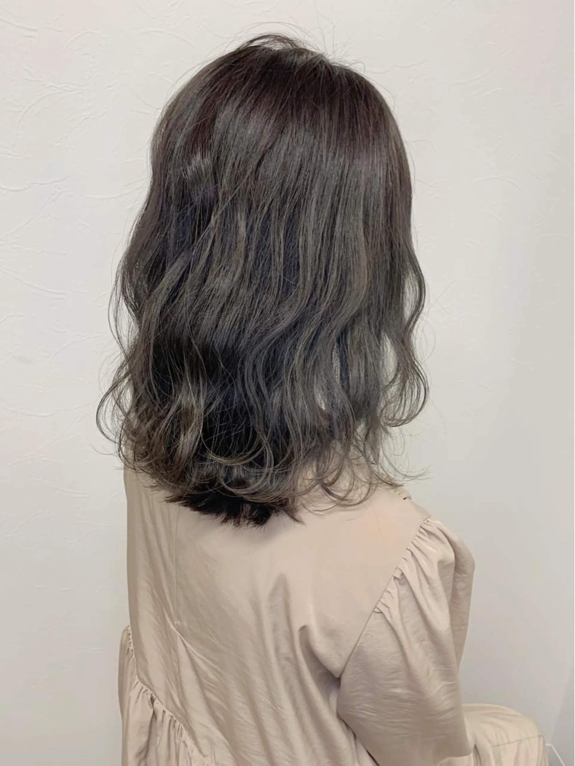 ミディアム カラー カット ヘアカラー トリートメント Sol plusのヘアスタイル