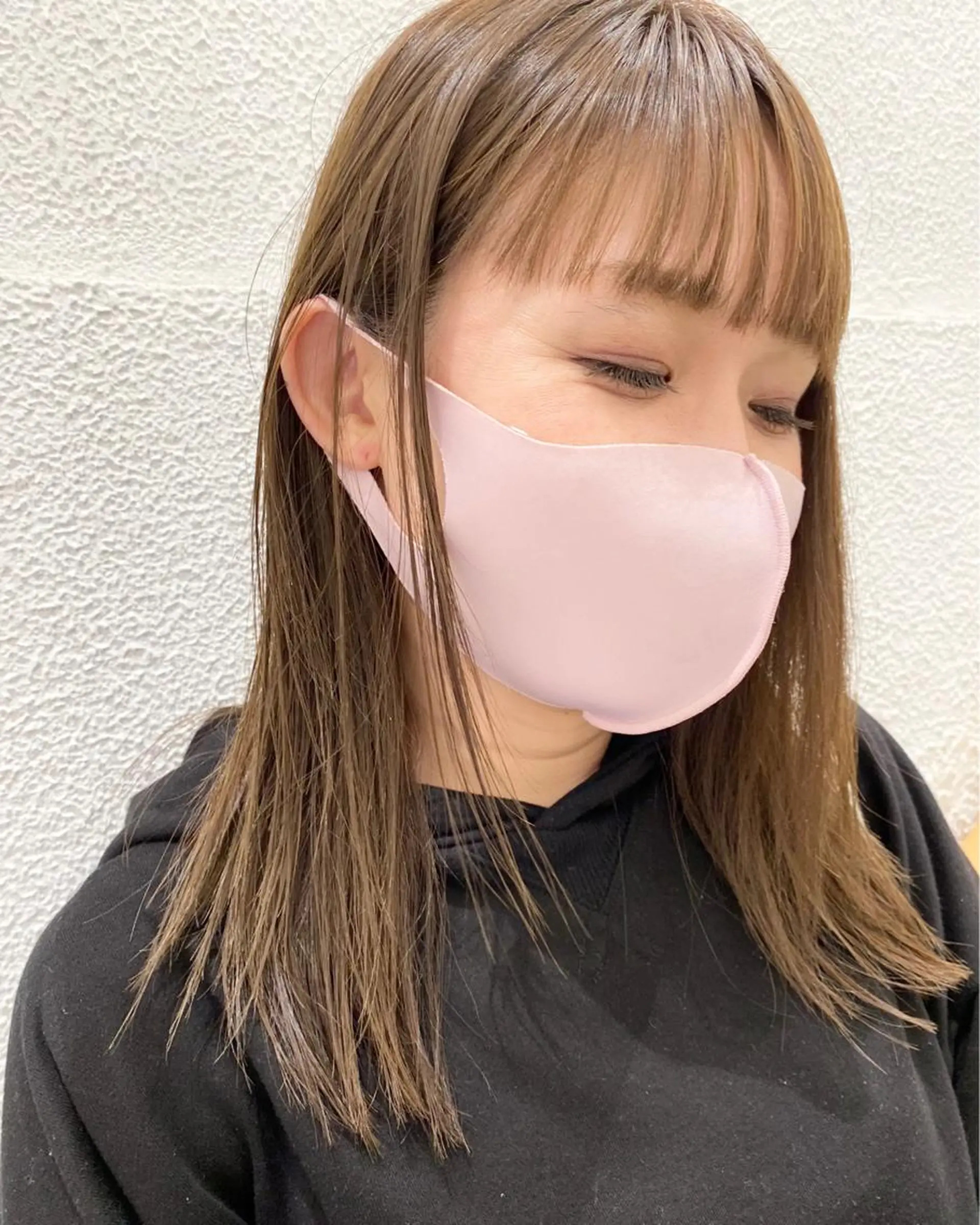 ミディアム カラー ベージュカラー ブリーチ ハイトーンカラー ハイトーンベージュ イルミナカラー 当日予約🆗✂︎ ウエモト　タクのヘアスタイル