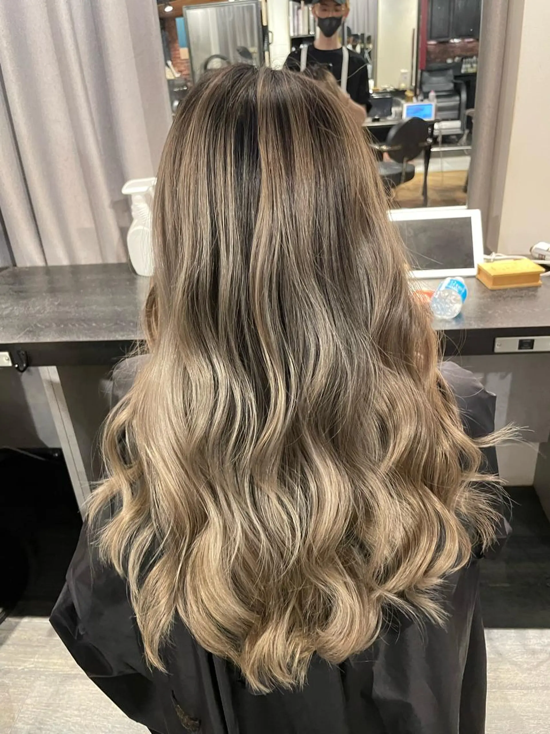 ロング カット ヘアカラー トリートメント 田中 聖也のヘアスタイル